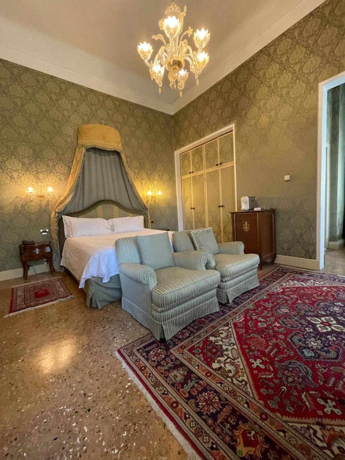 Suite Degli Artisti with Park View - Photo 7