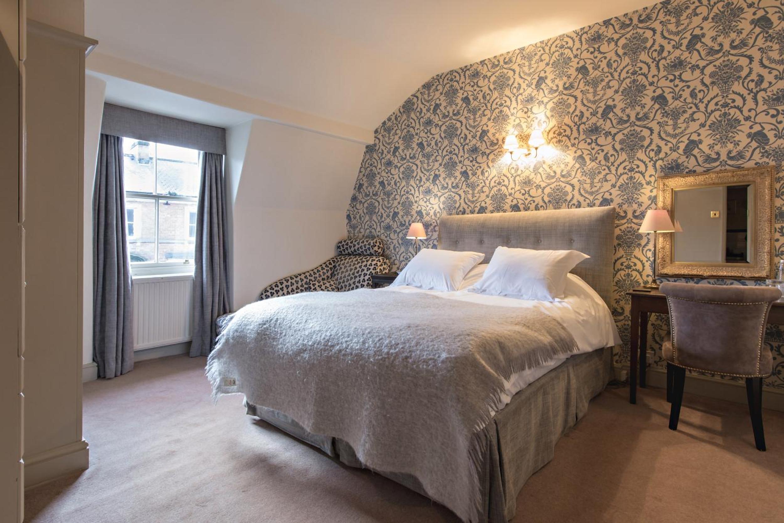 Standard Double Room photo 3