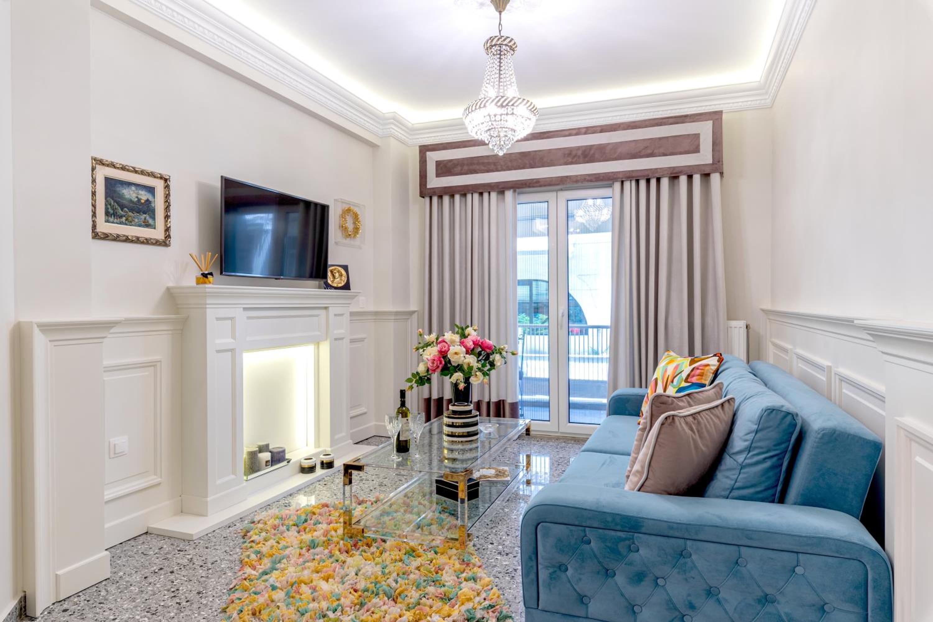One-Bedroom Apartment