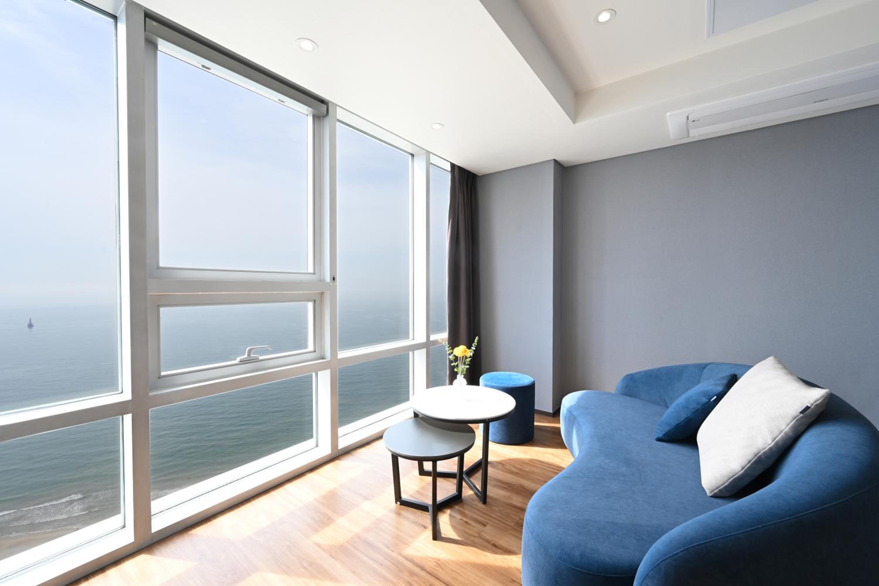 [2 breakfast] Executive Suite Ocean View photo 3