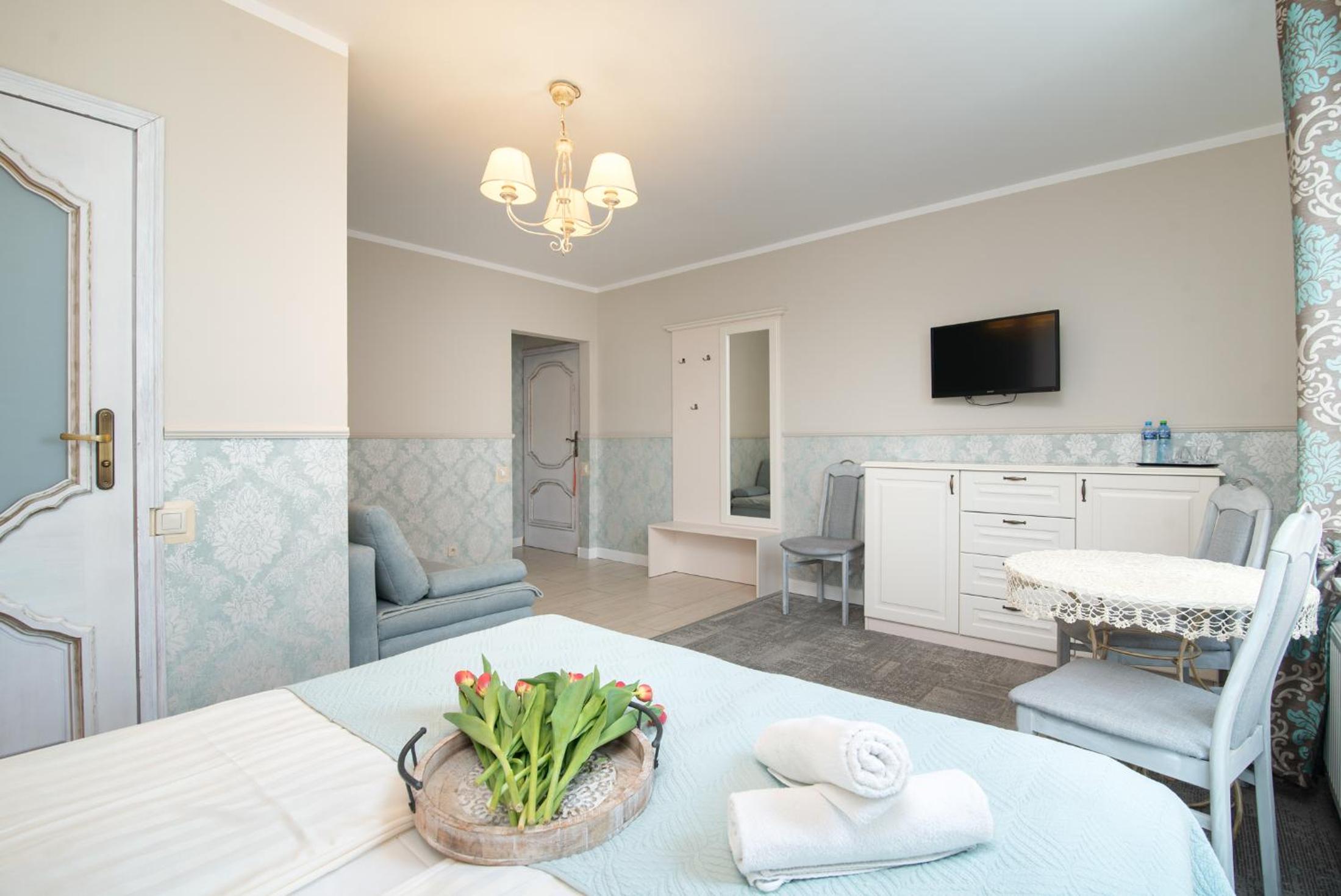 Quadruple Room with Balcony photo 2