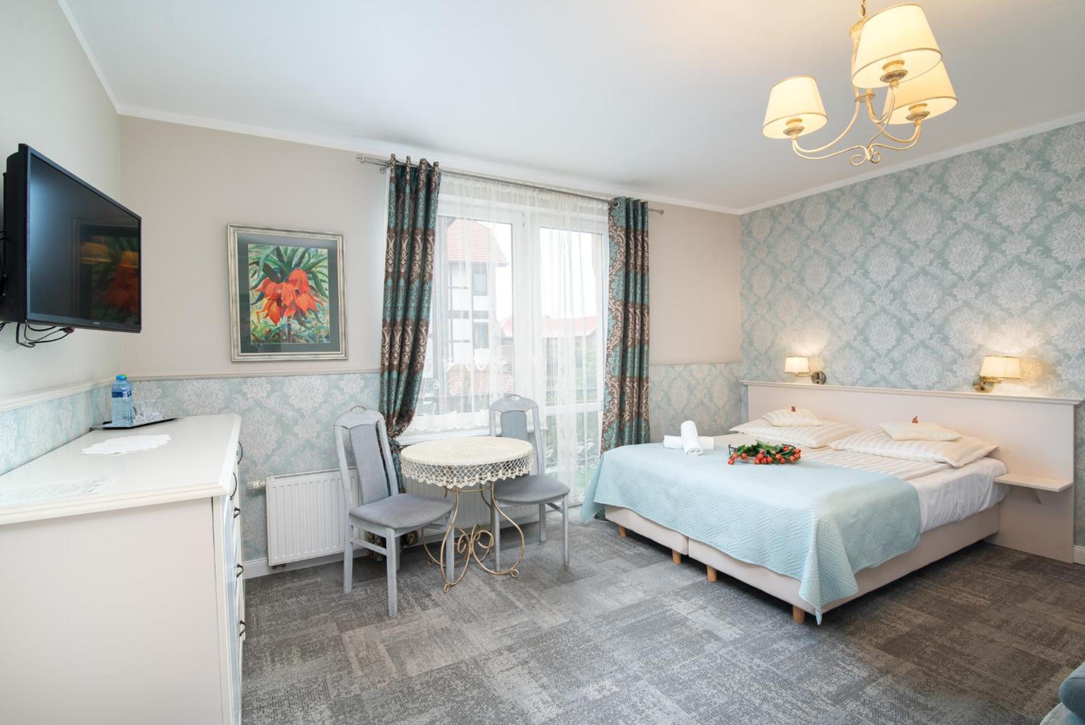 Quadruple Room with Balcony photo 3
