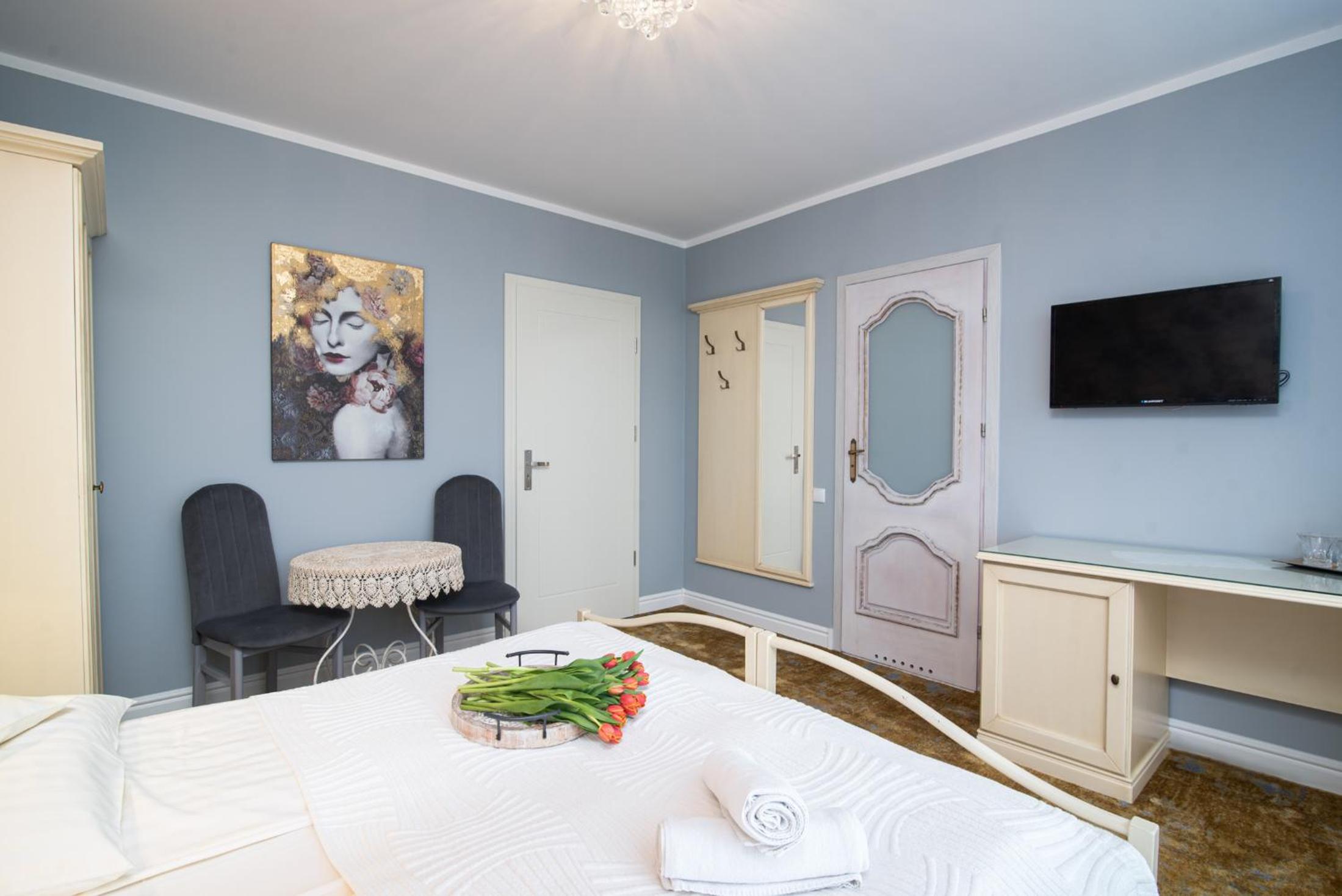 Double Room with Balcony photo 3