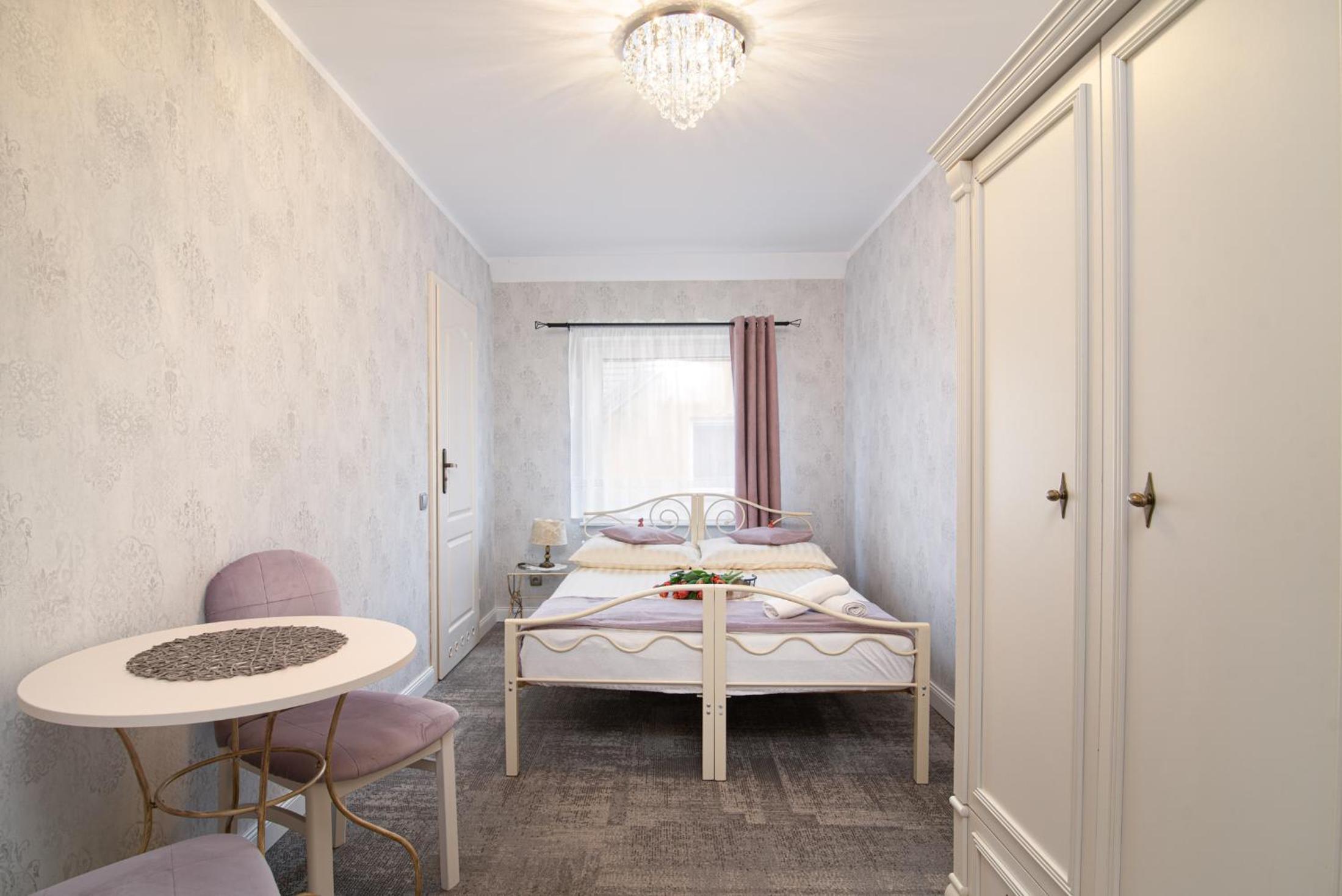 Classic Double Room