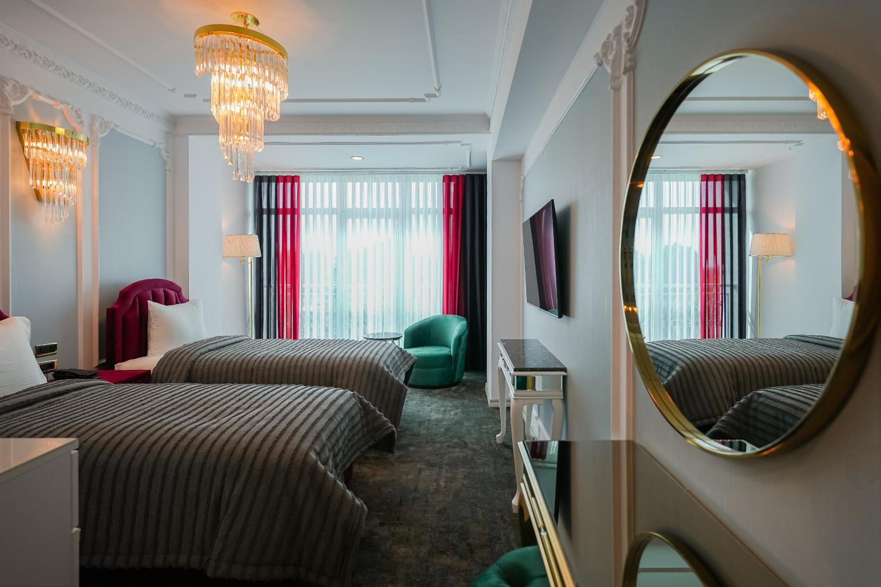 Twin Room - Photo 2