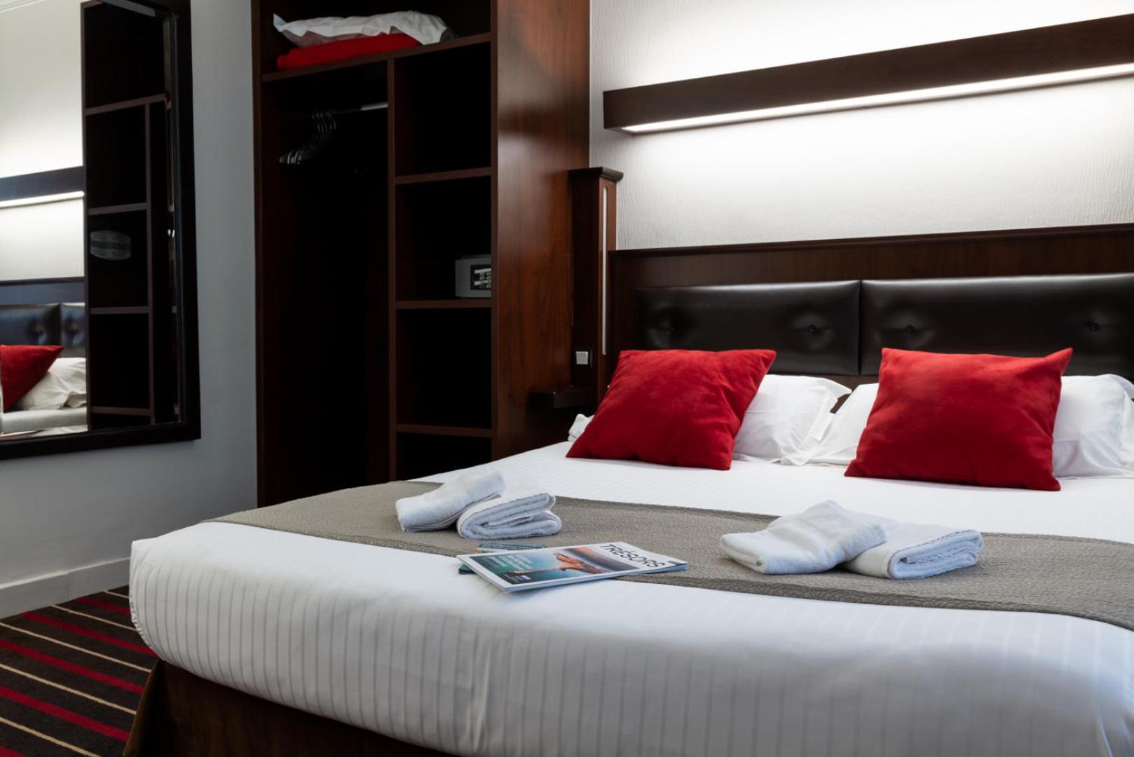 Comfort Double Room Room with Castle View