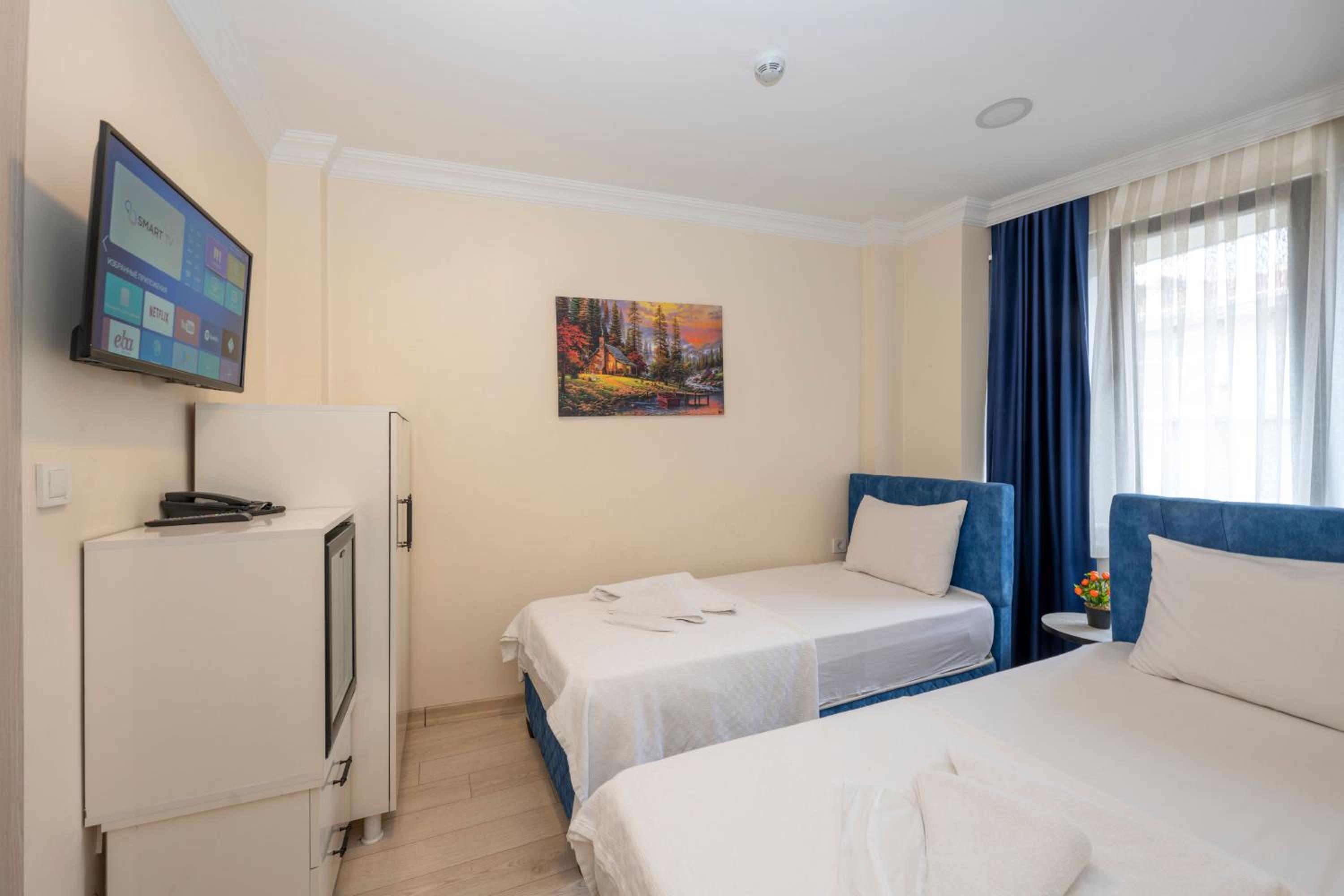 Standard Twin Room photo 3