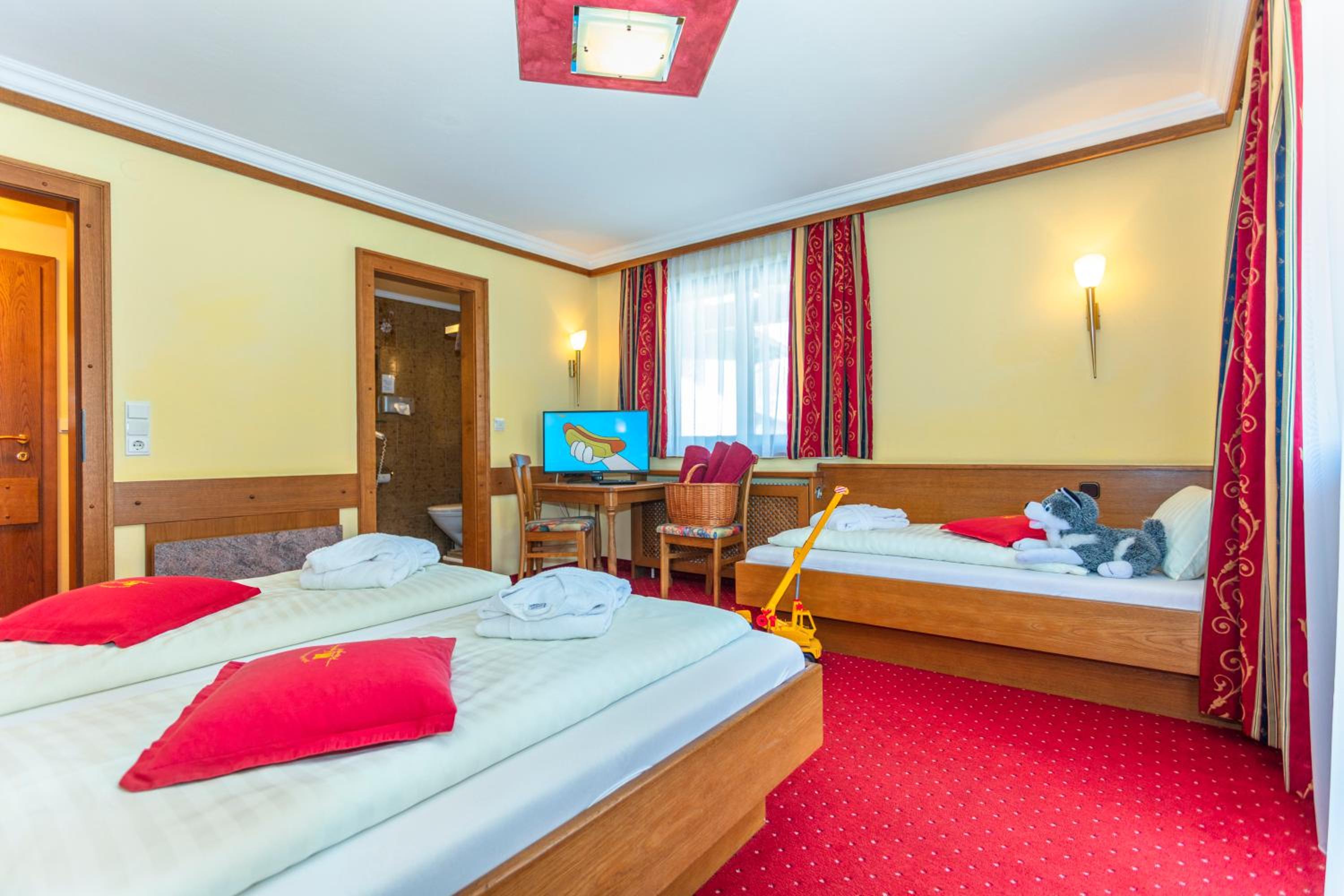Triple Room