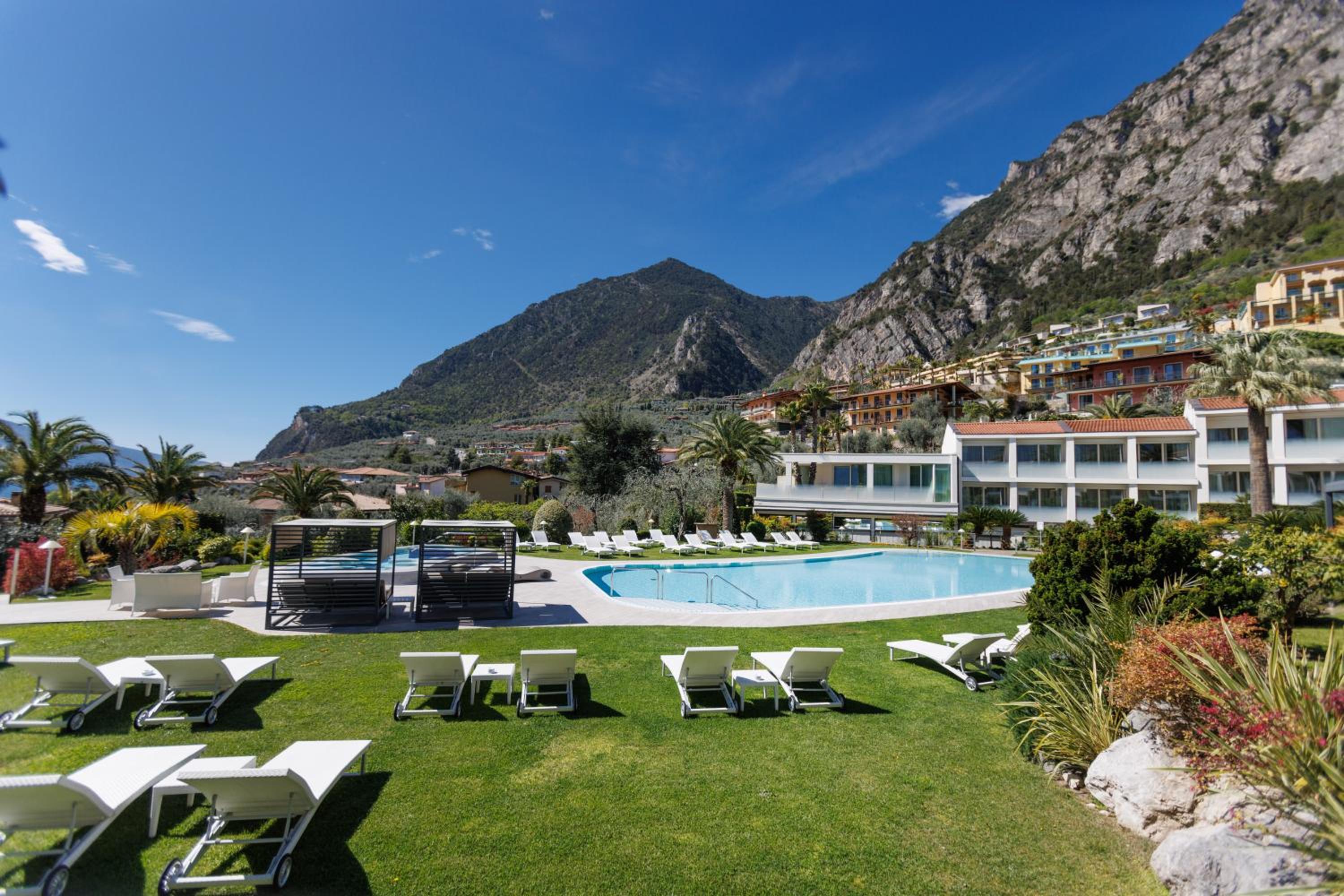 Prestige Double Room with Garden View - Photo 12