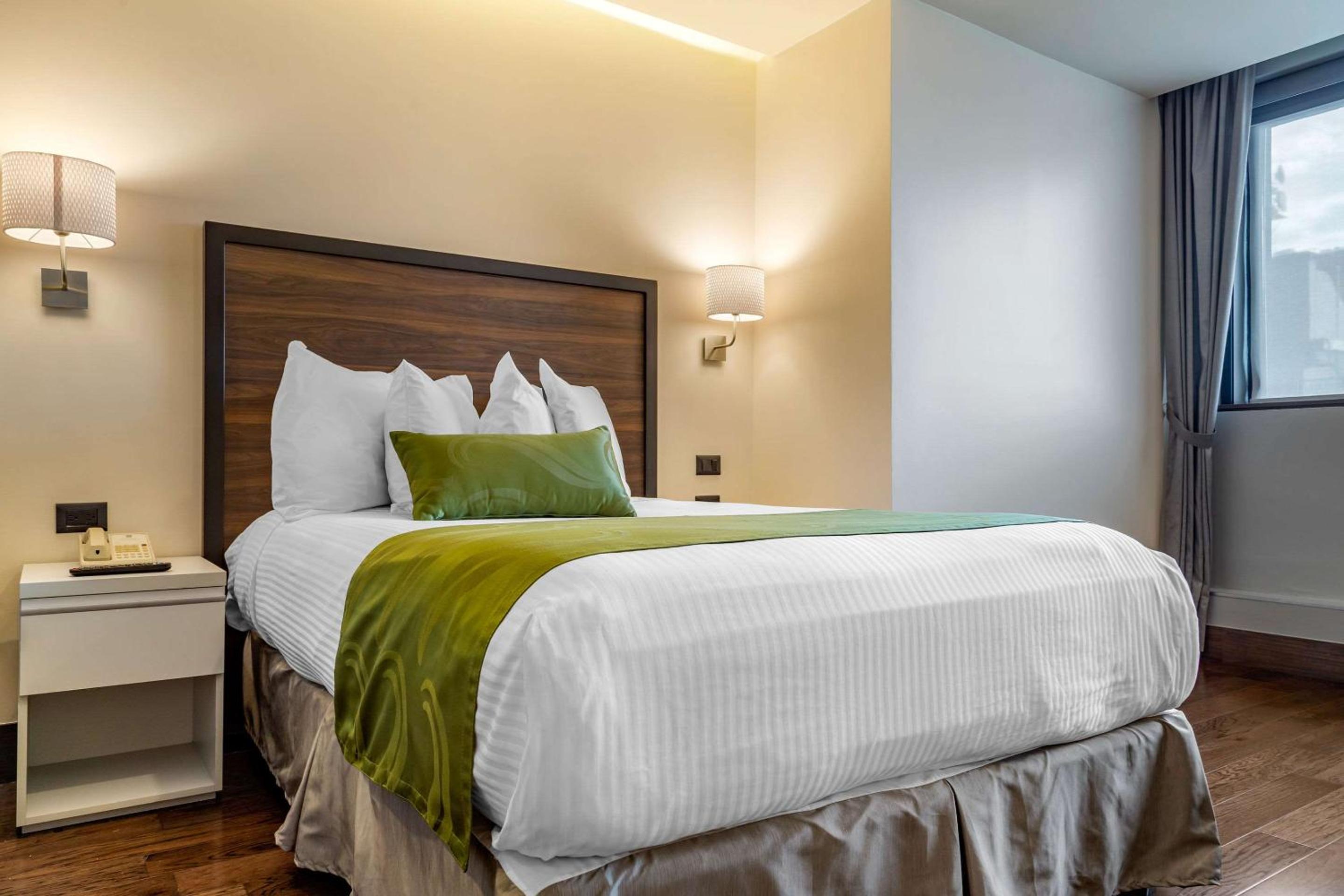 Double or Twin Room - Photo 1