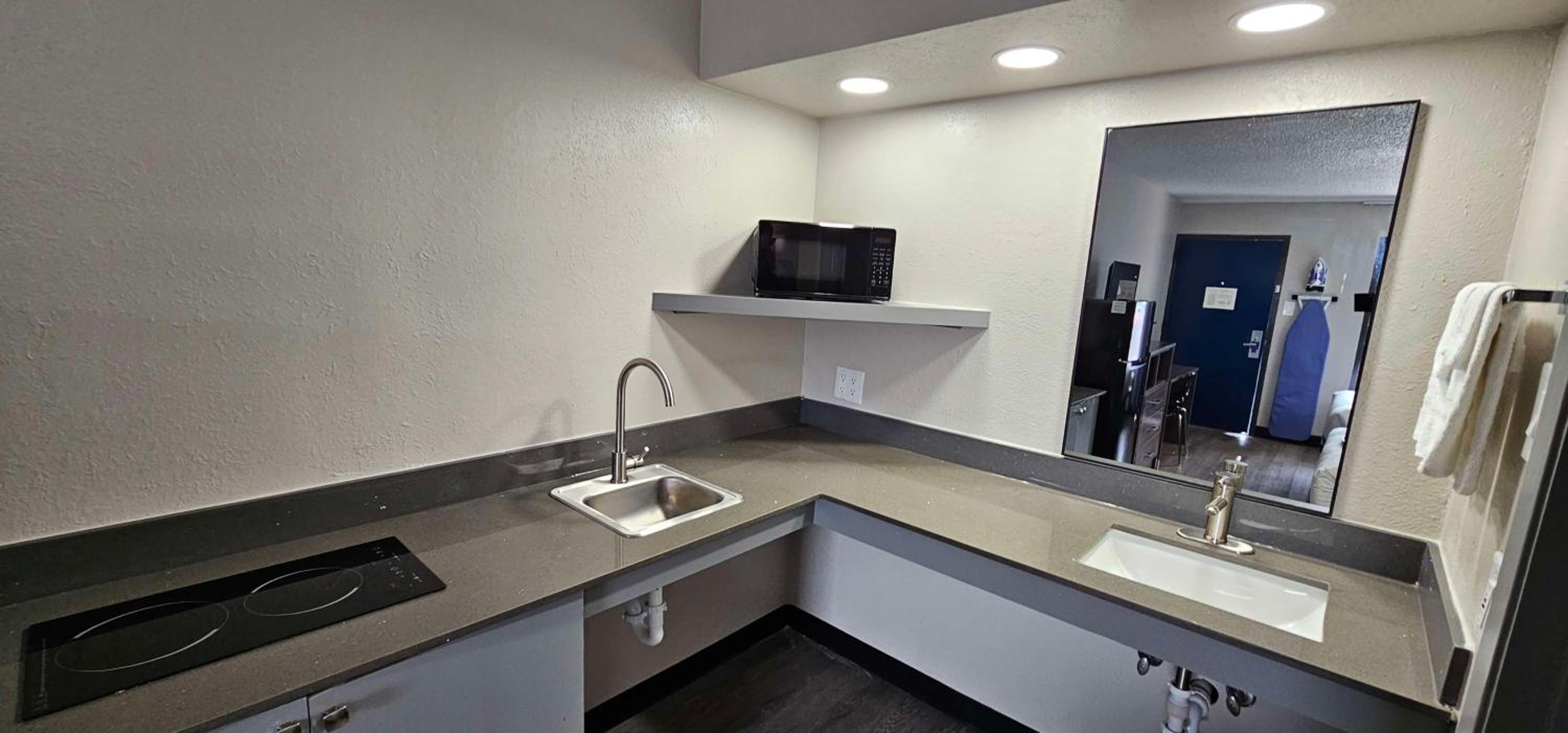 King Rom with Kitchenette - Non-Smoking - Photo 6