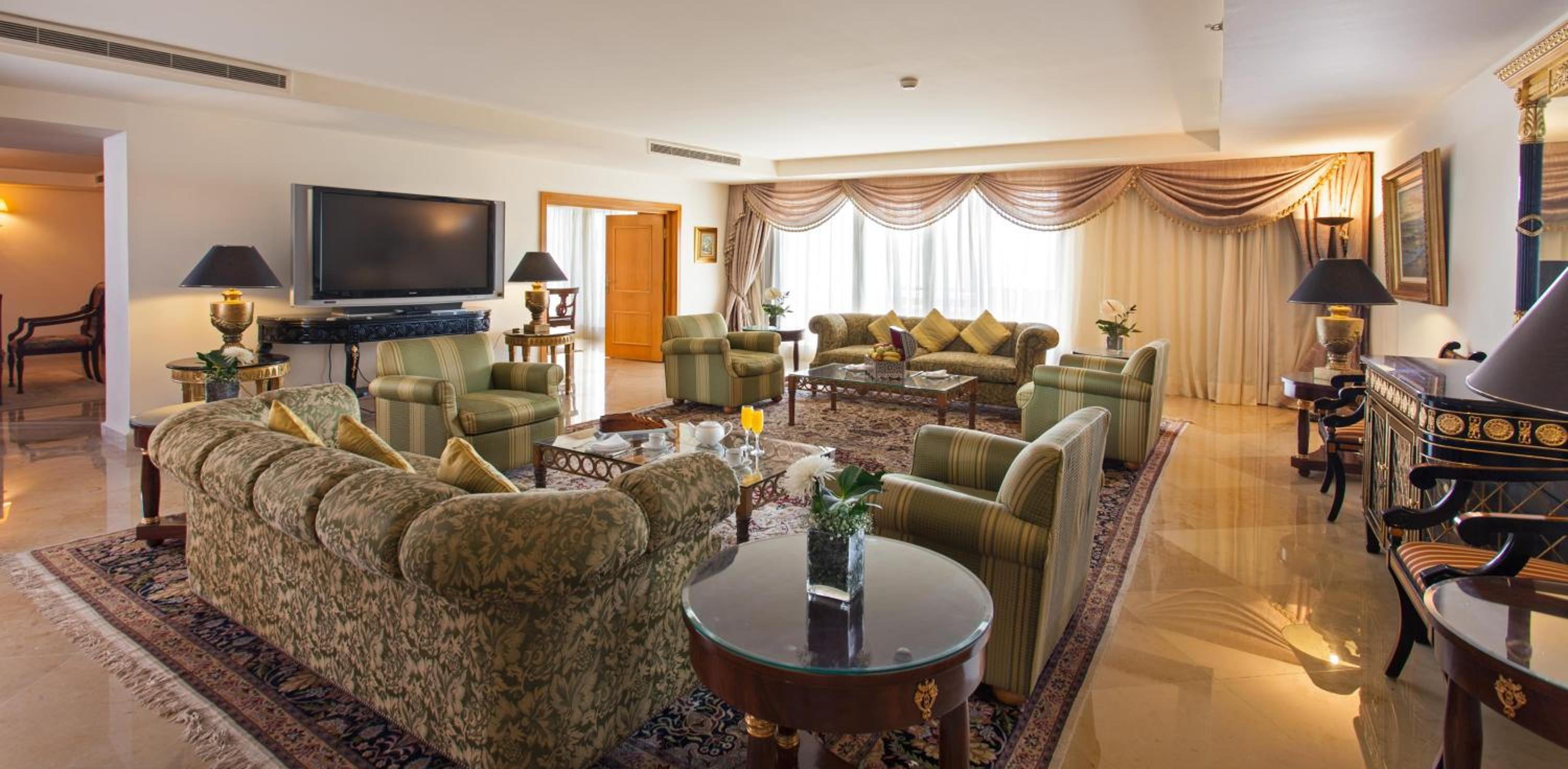 Presidential Suite photo 2