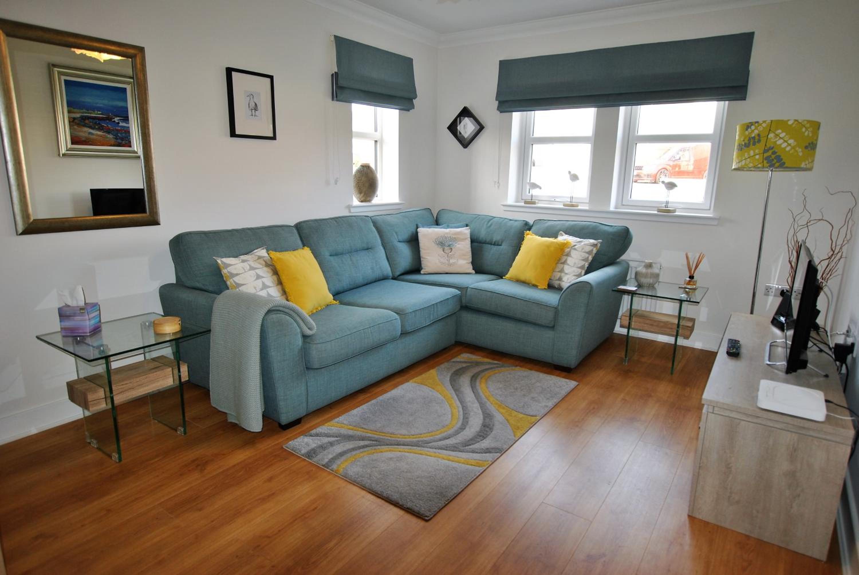 Apartment photo 1