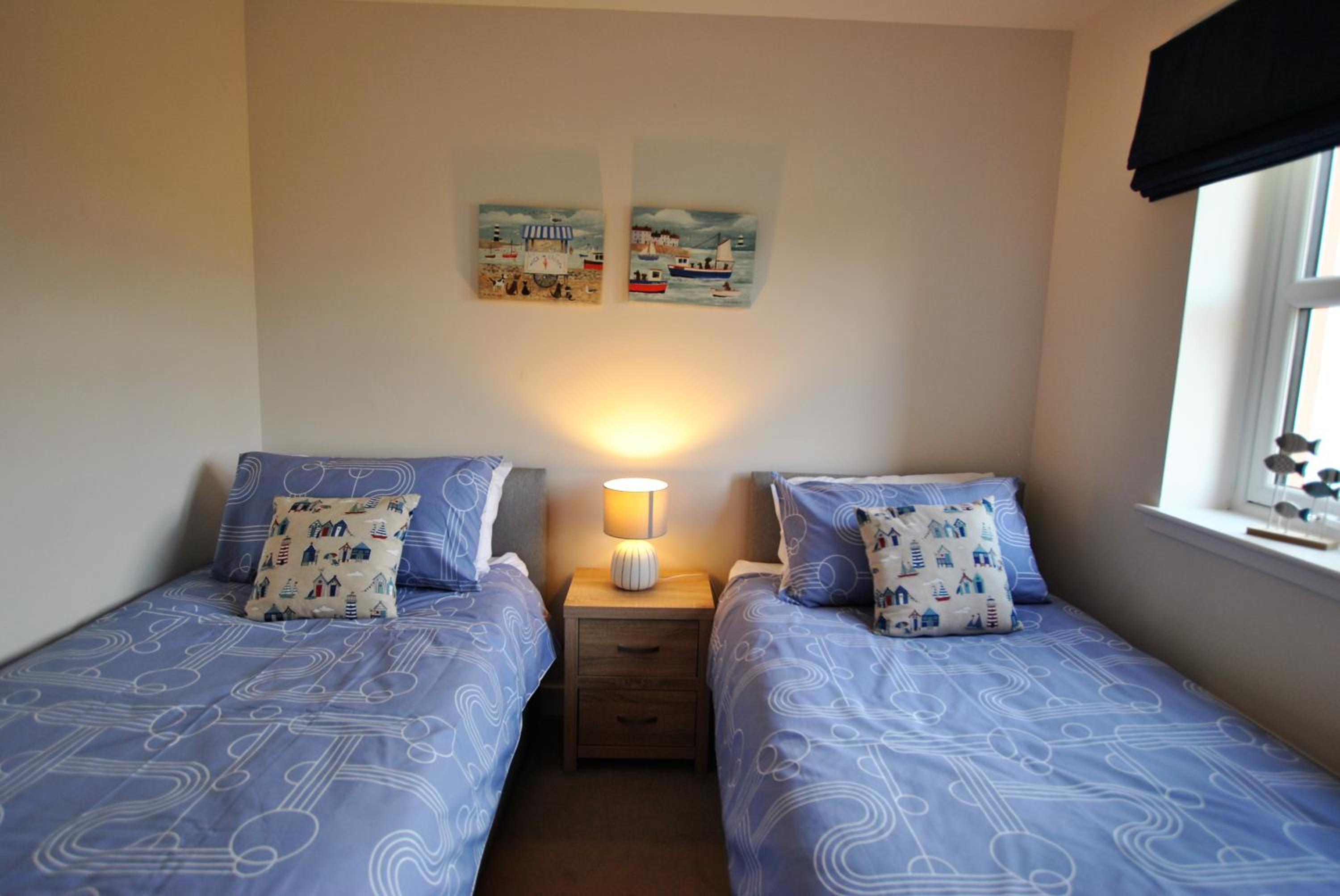 Apartment photo 3