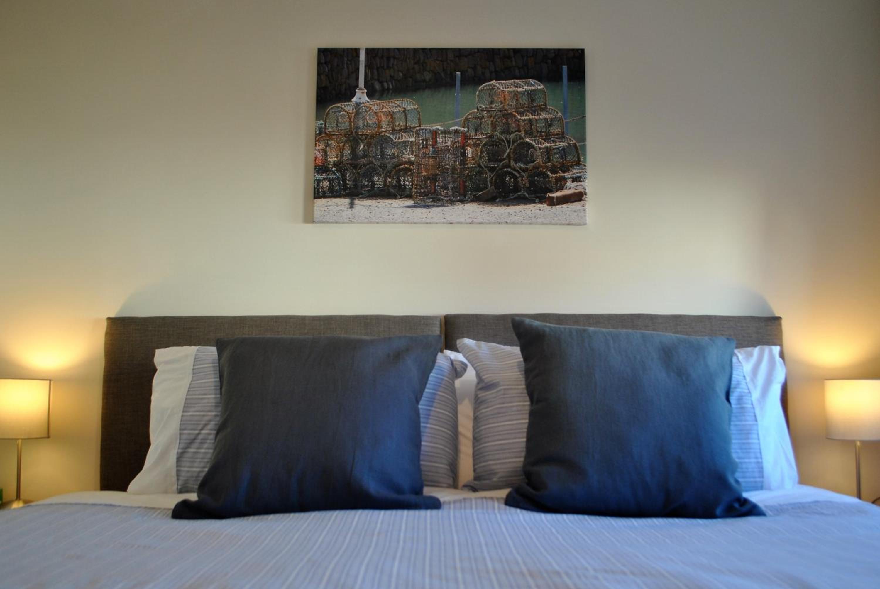 Apartment photo 2