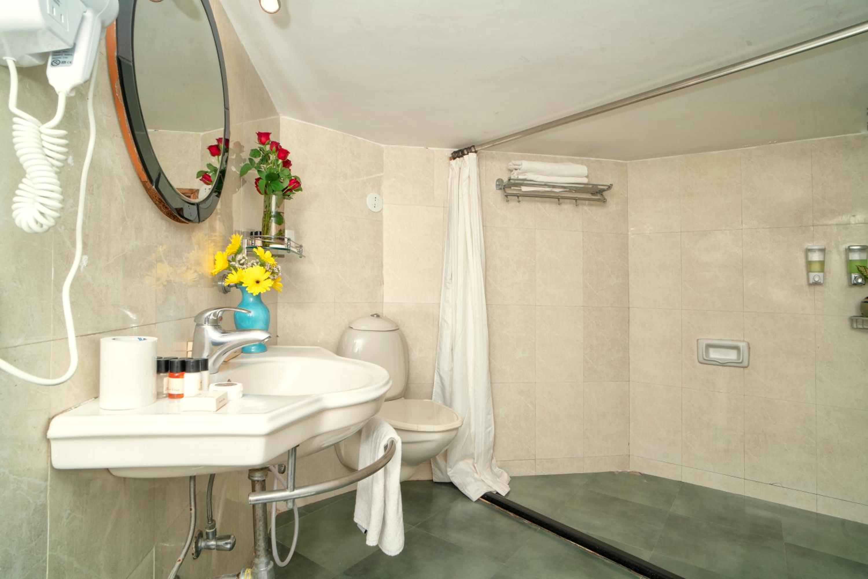 Premier Rooms - Photo 14