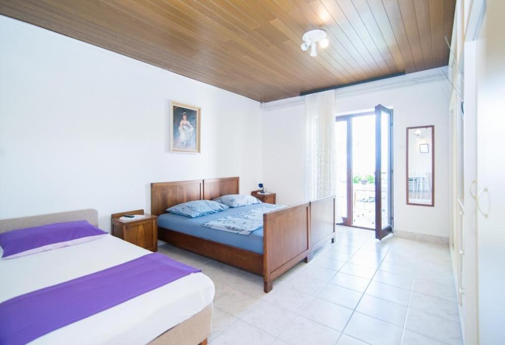 Superior Studio Apartment with Terrace and Sea View