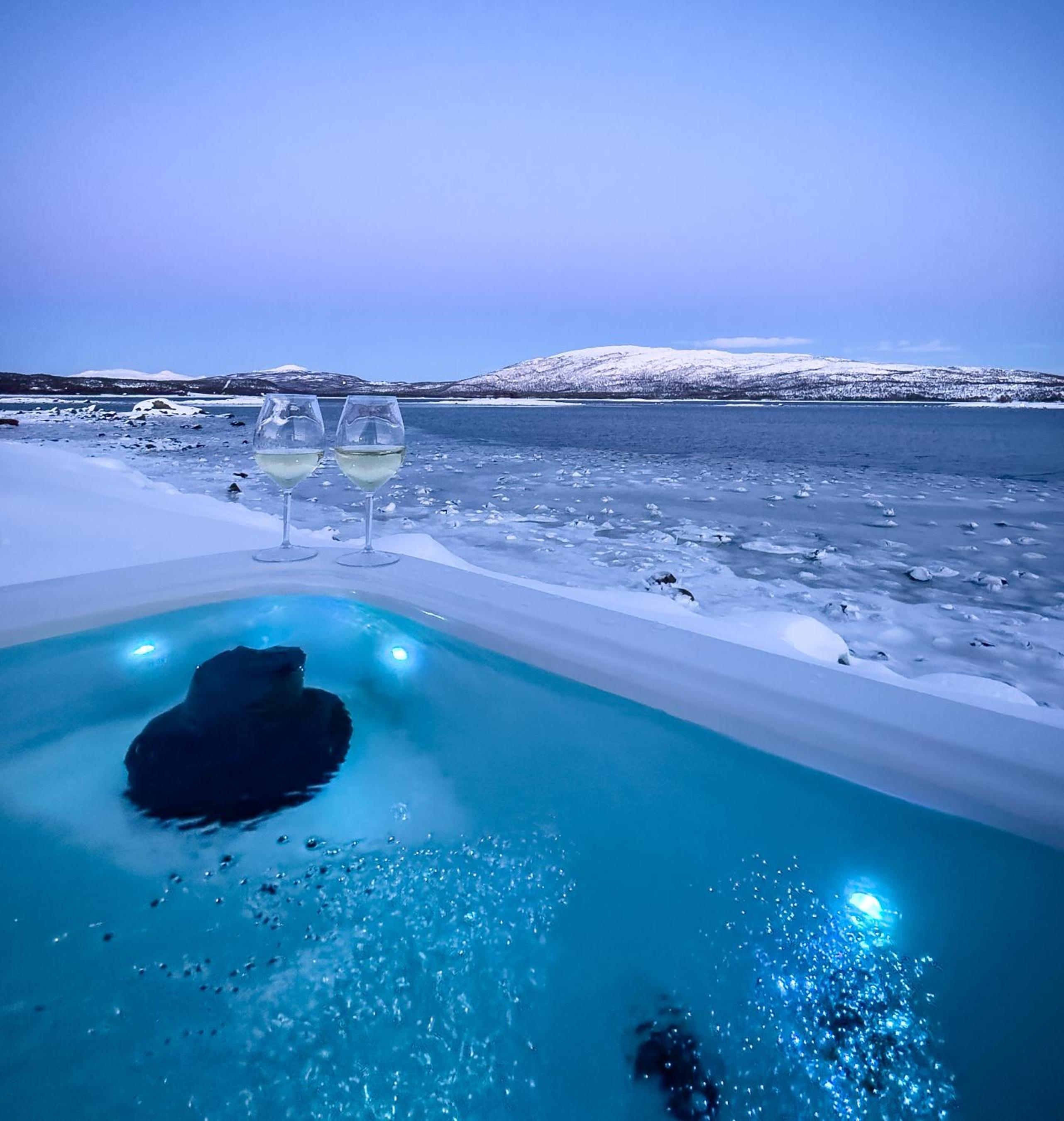 Aurora Sea View photo 3