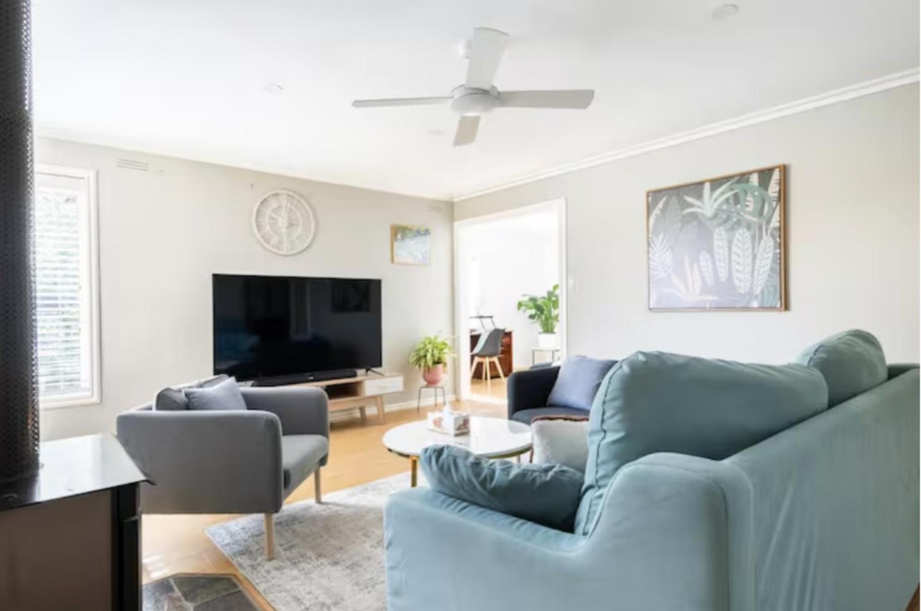 Three-Bedroom House photo 1