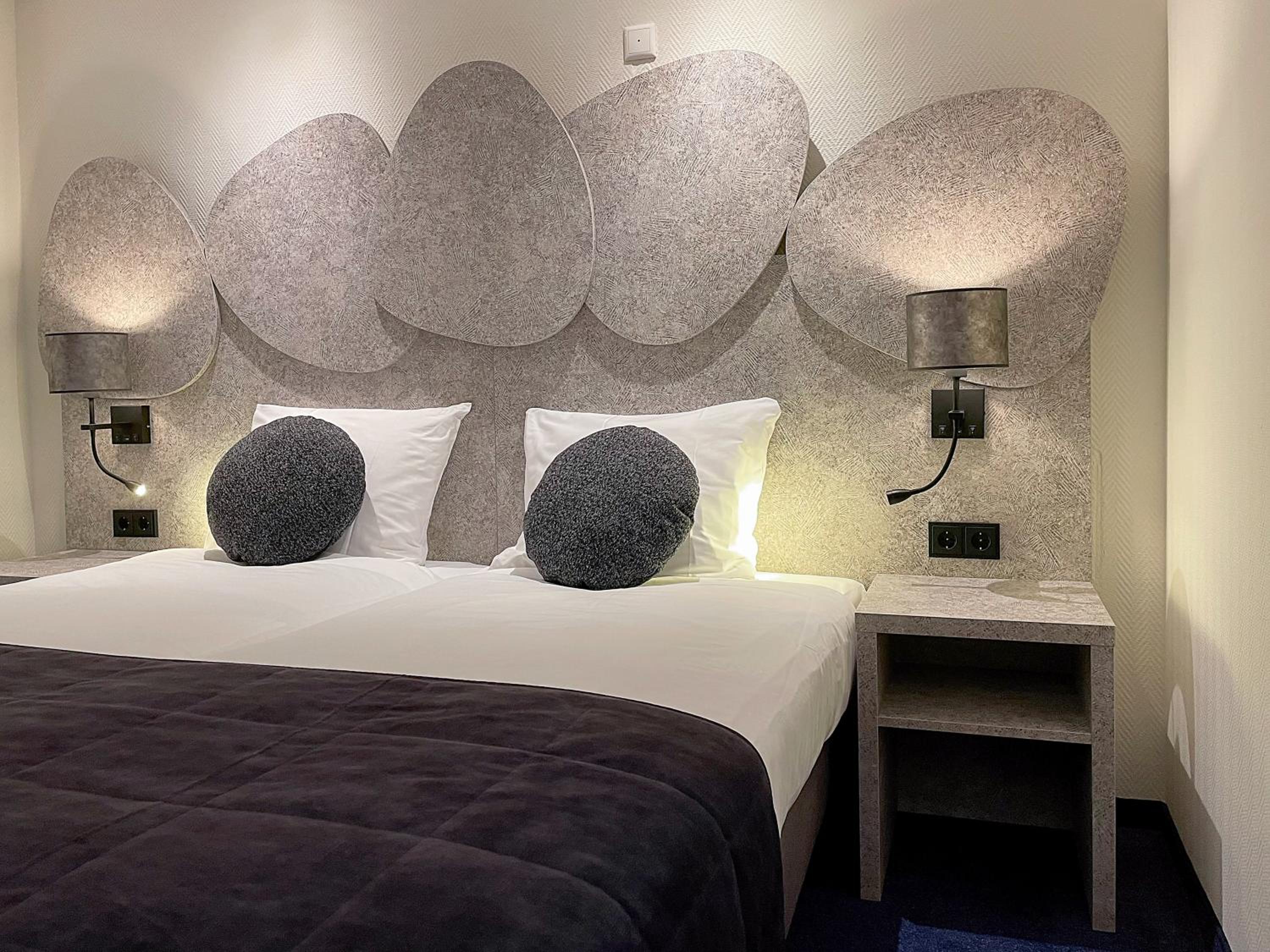 Twin Room - Photo 1