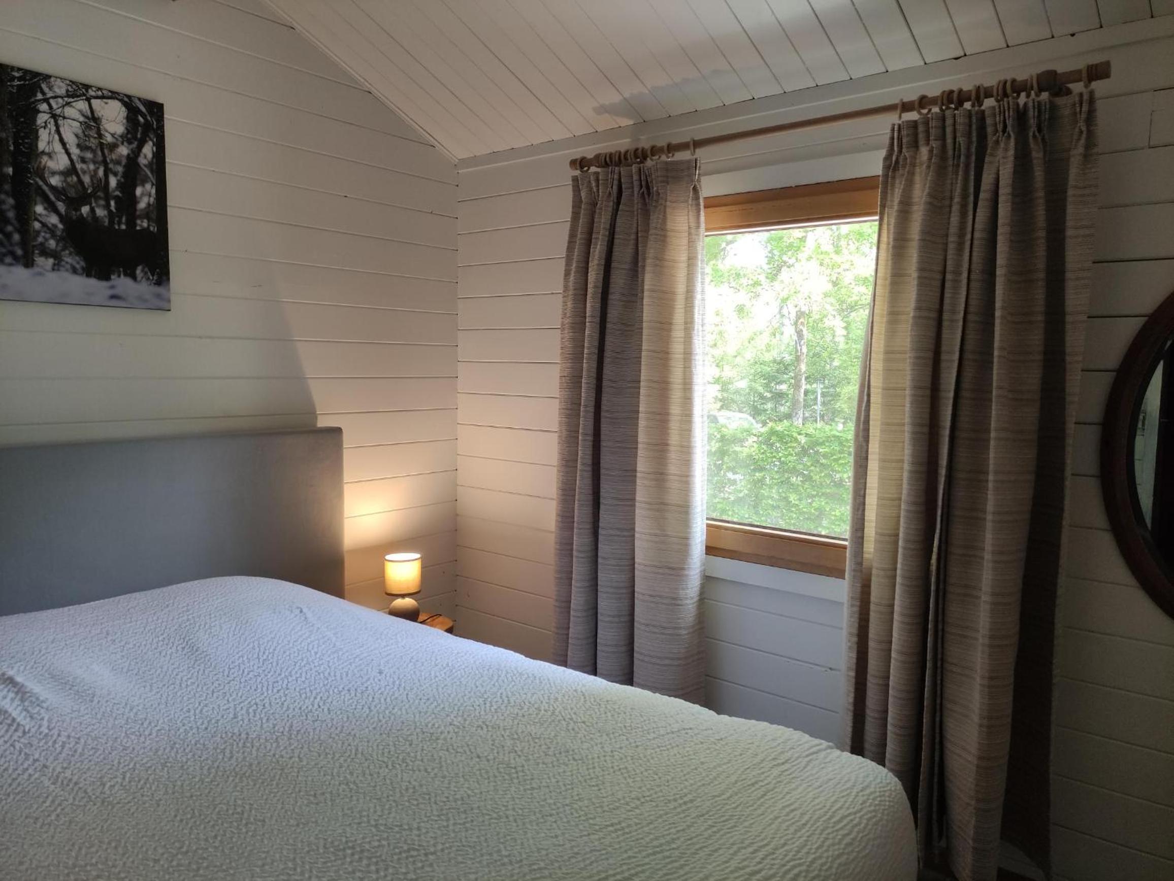 Two-Bedroom House photo 2
