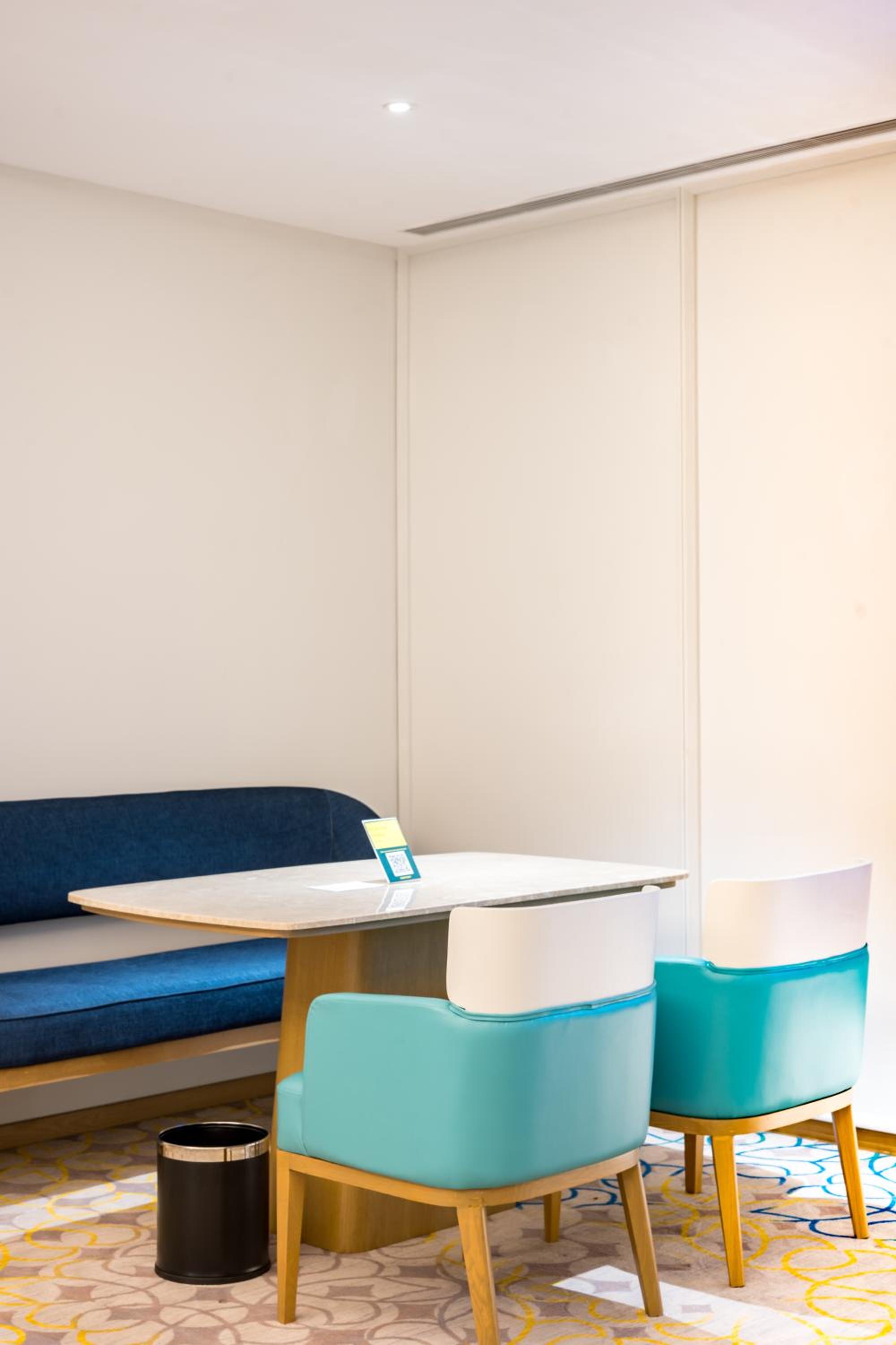 King Suite - Photo 9