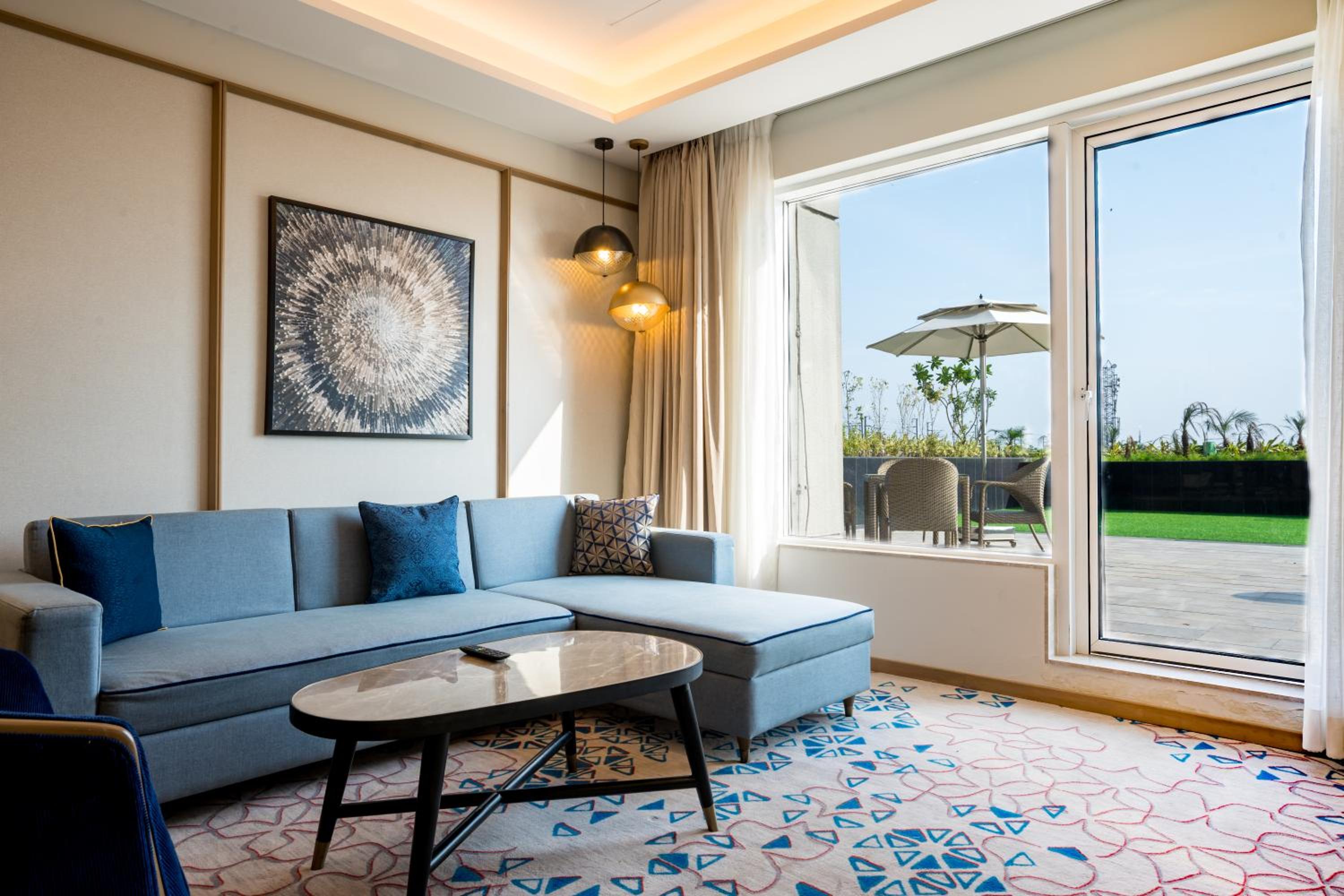 One-Bedroom Suite with Balcony - Photo 1