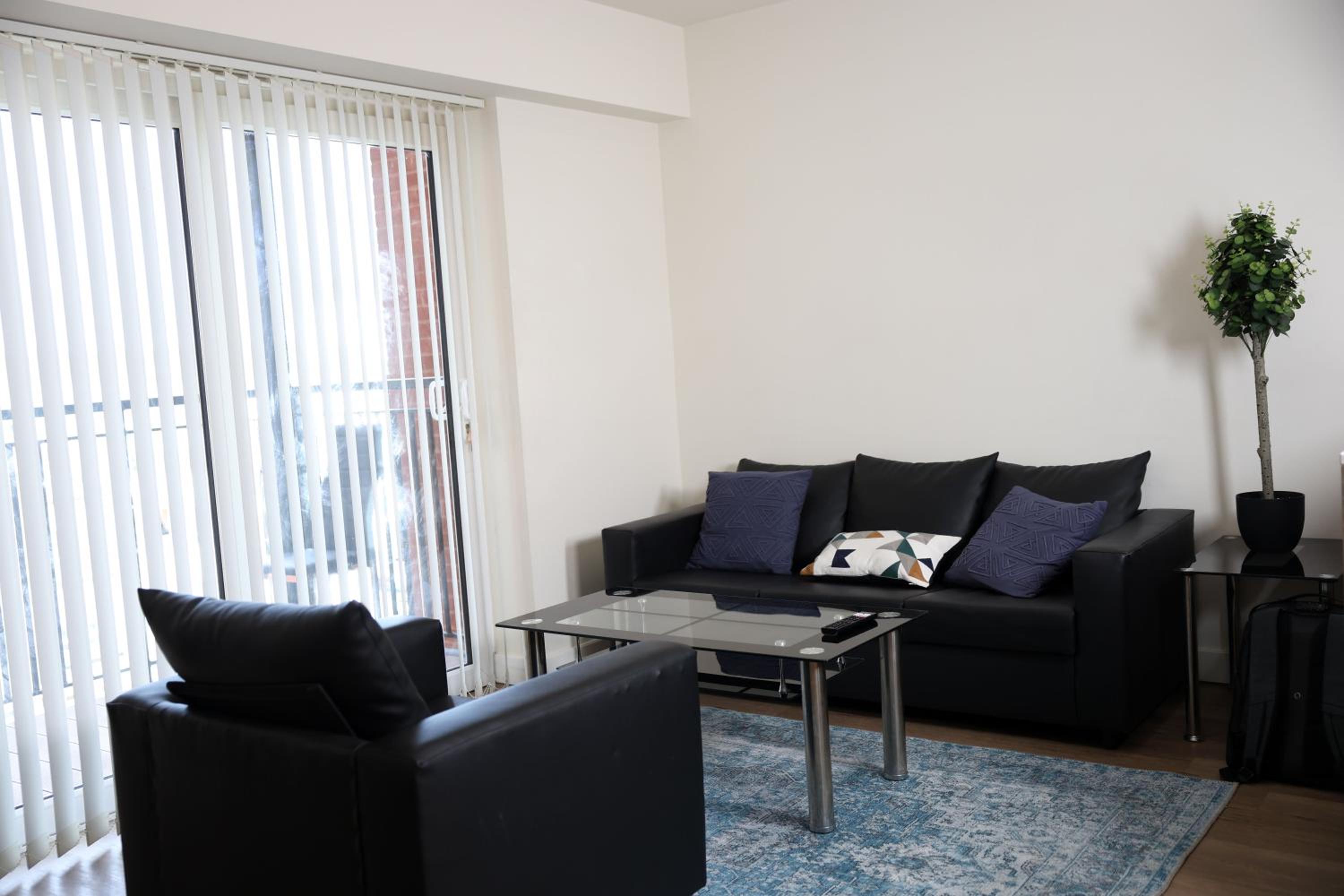 One-Bedroom Apartment photo 3