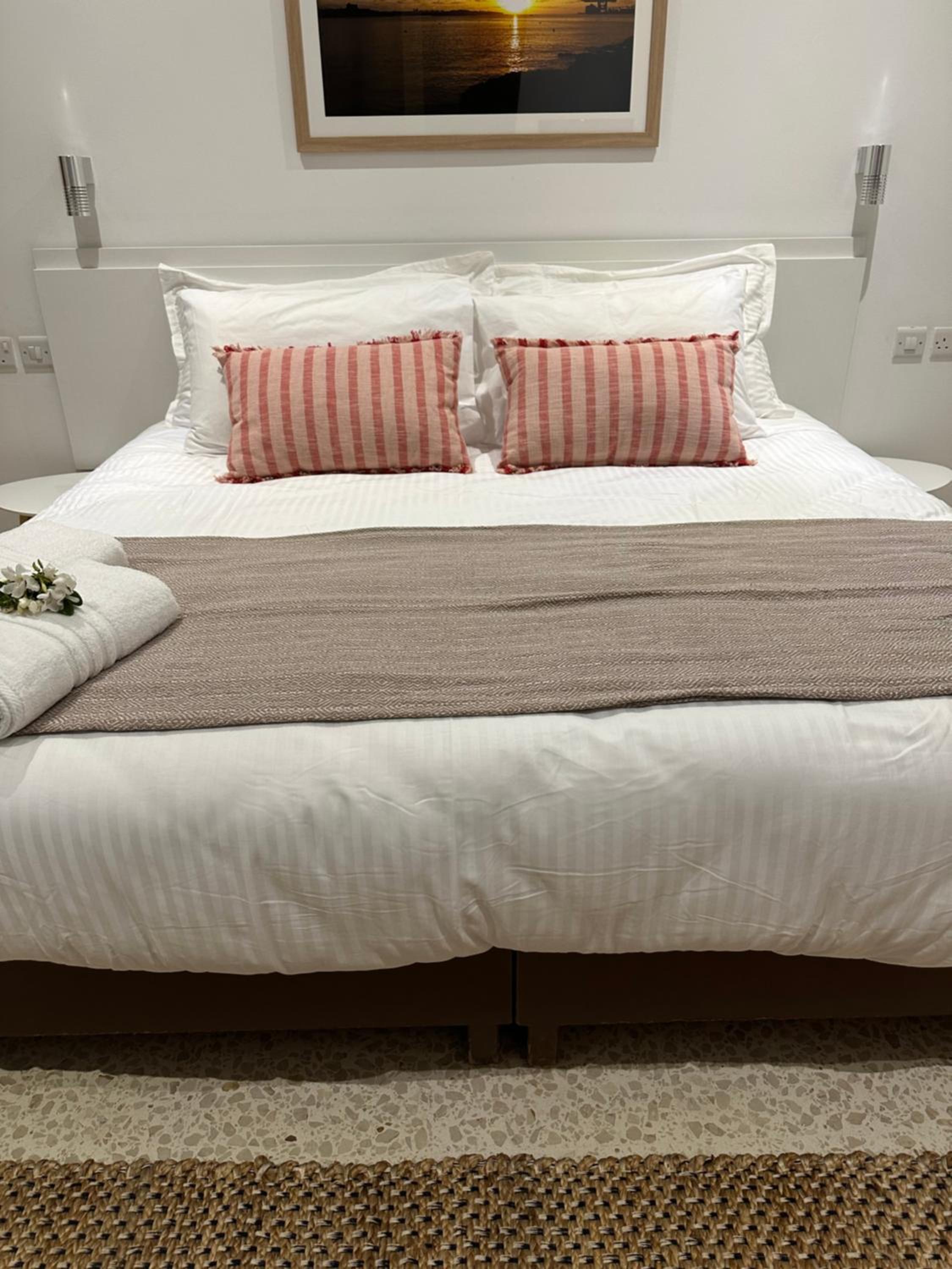 Deluxe Double Room with Balcony and Sea View photo 3
