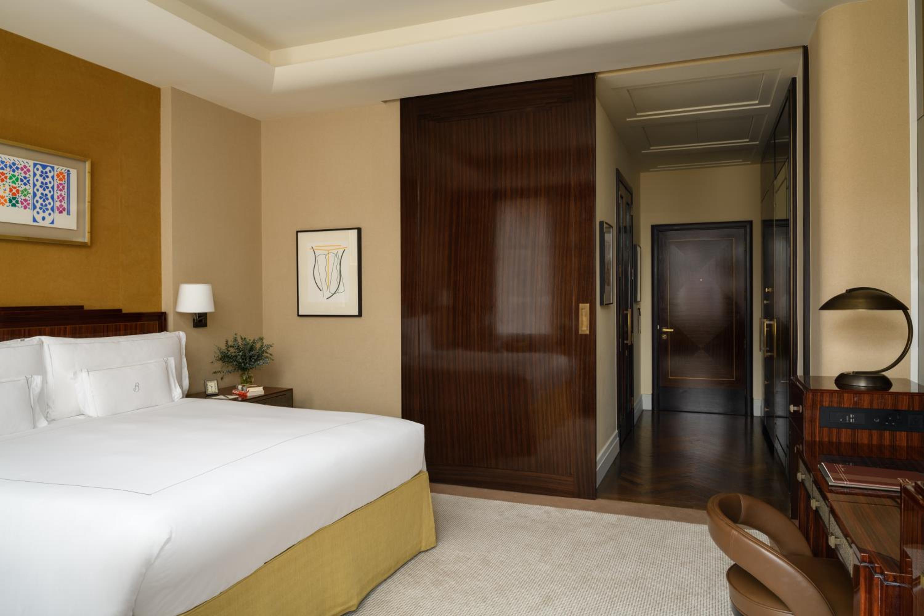 Premier King Room
