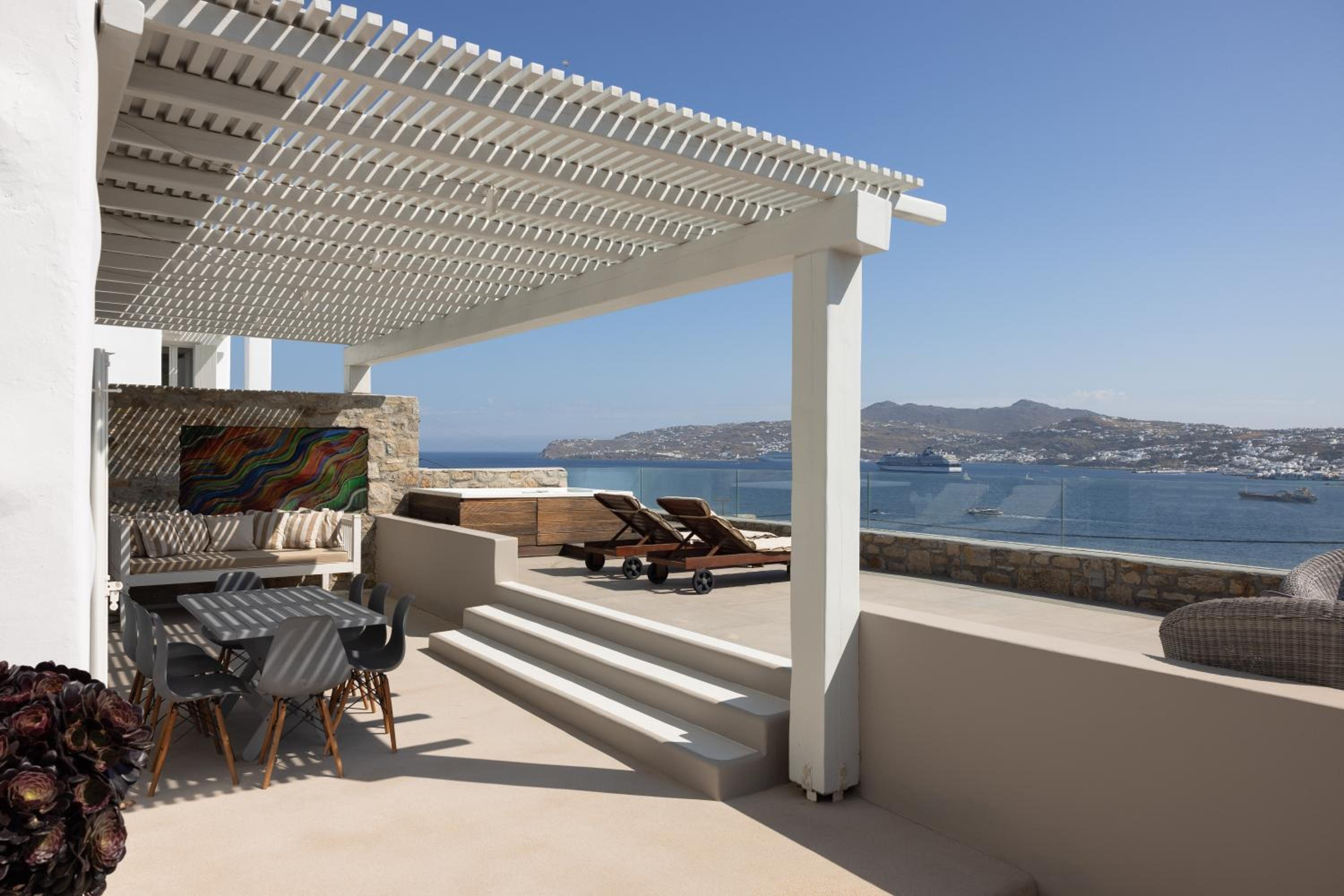 Maisonette with Sea View