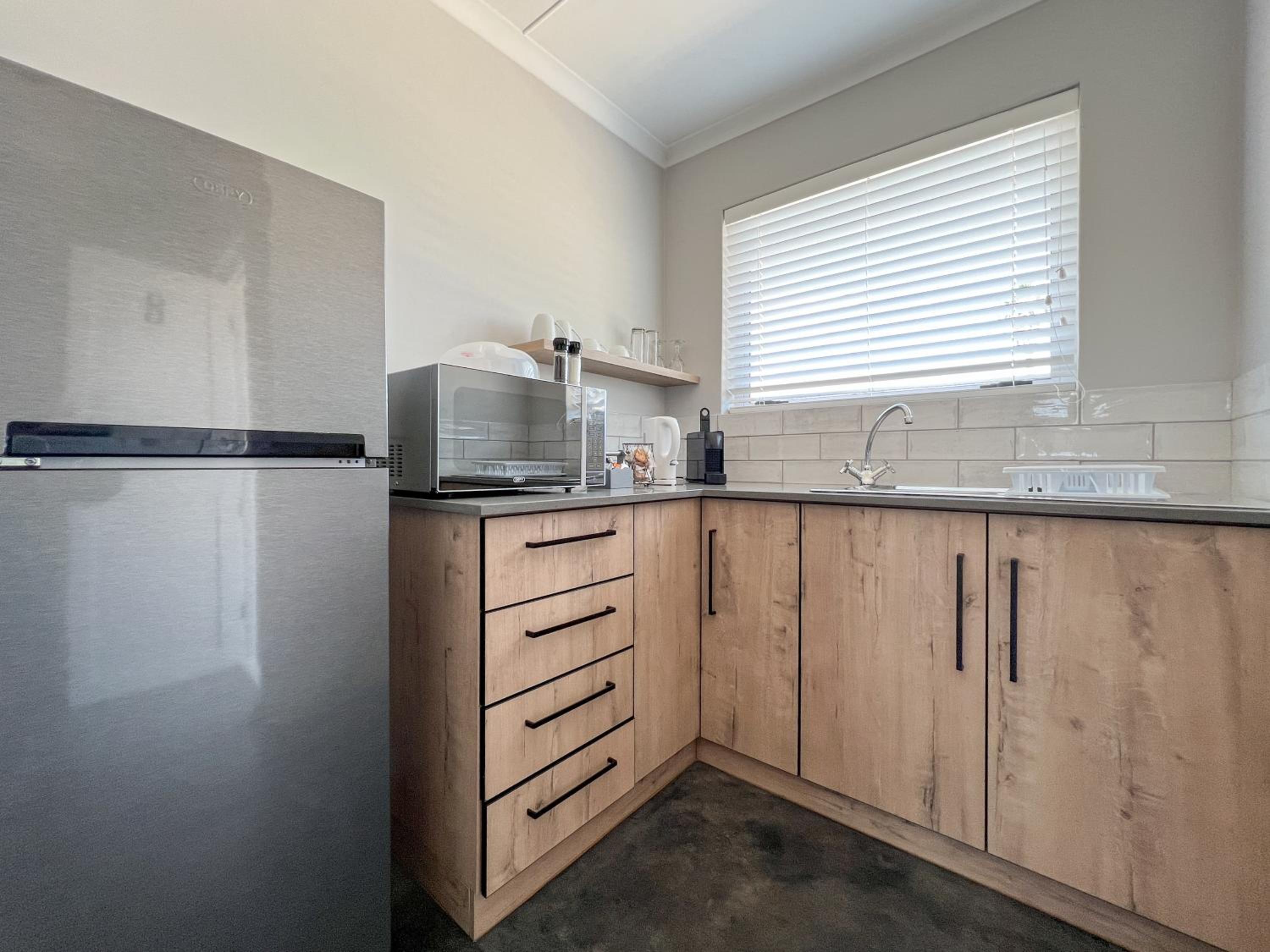 Business Studio - Photo 36