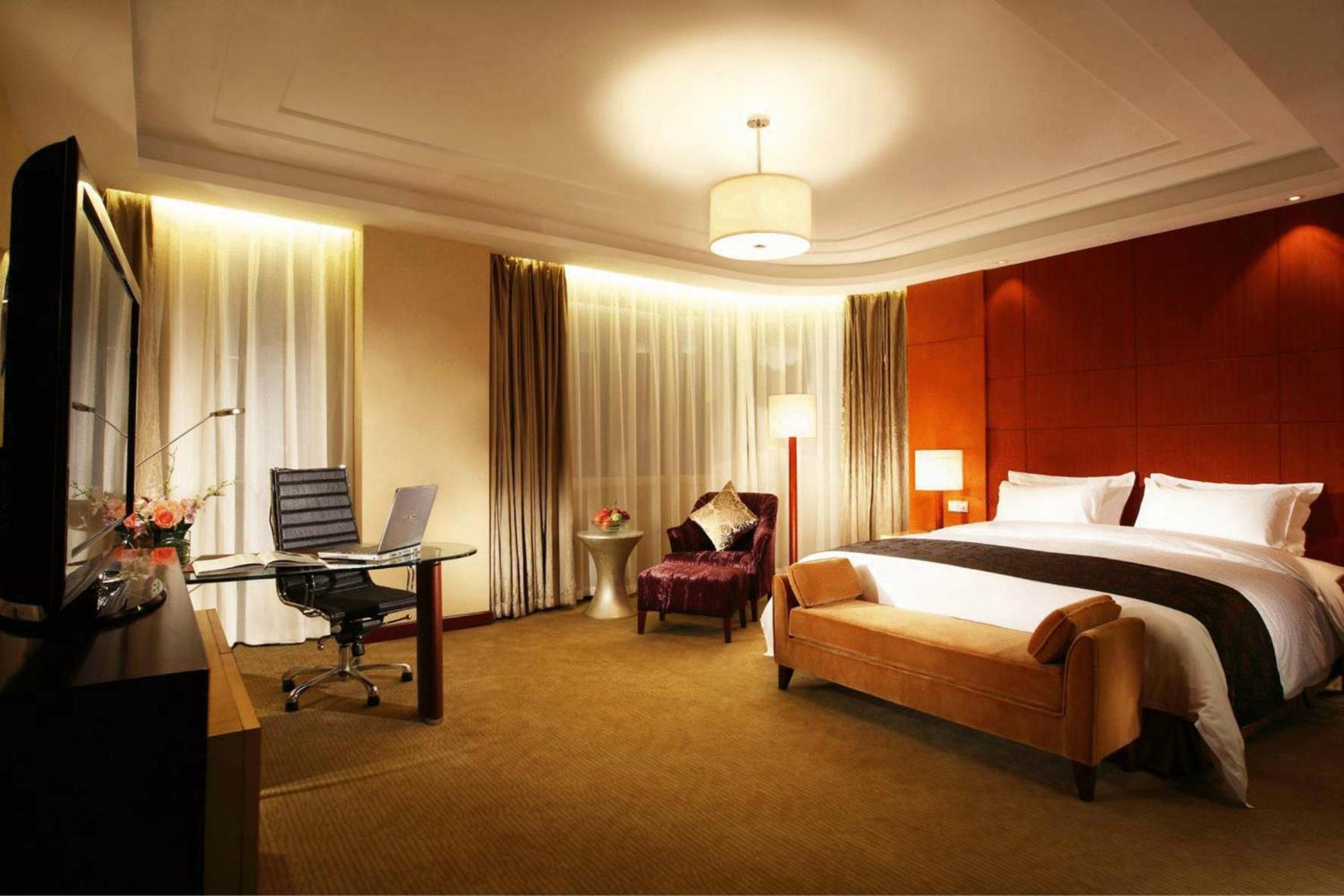 Executive Club Room
