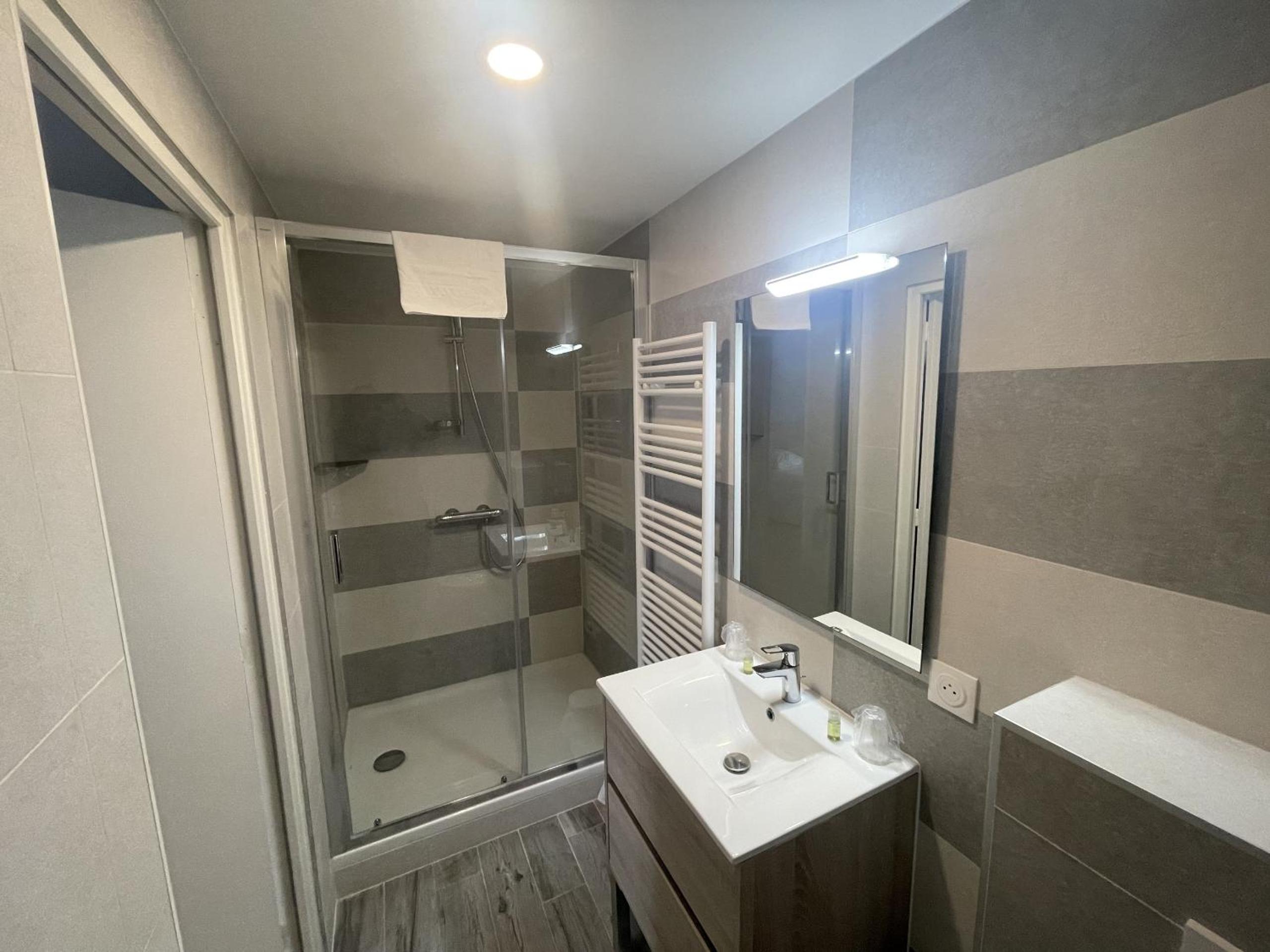 Superior Double Room photo 2