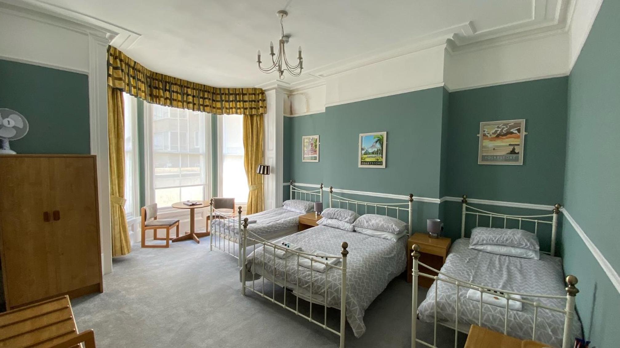 Standard Family Room - Photo 10