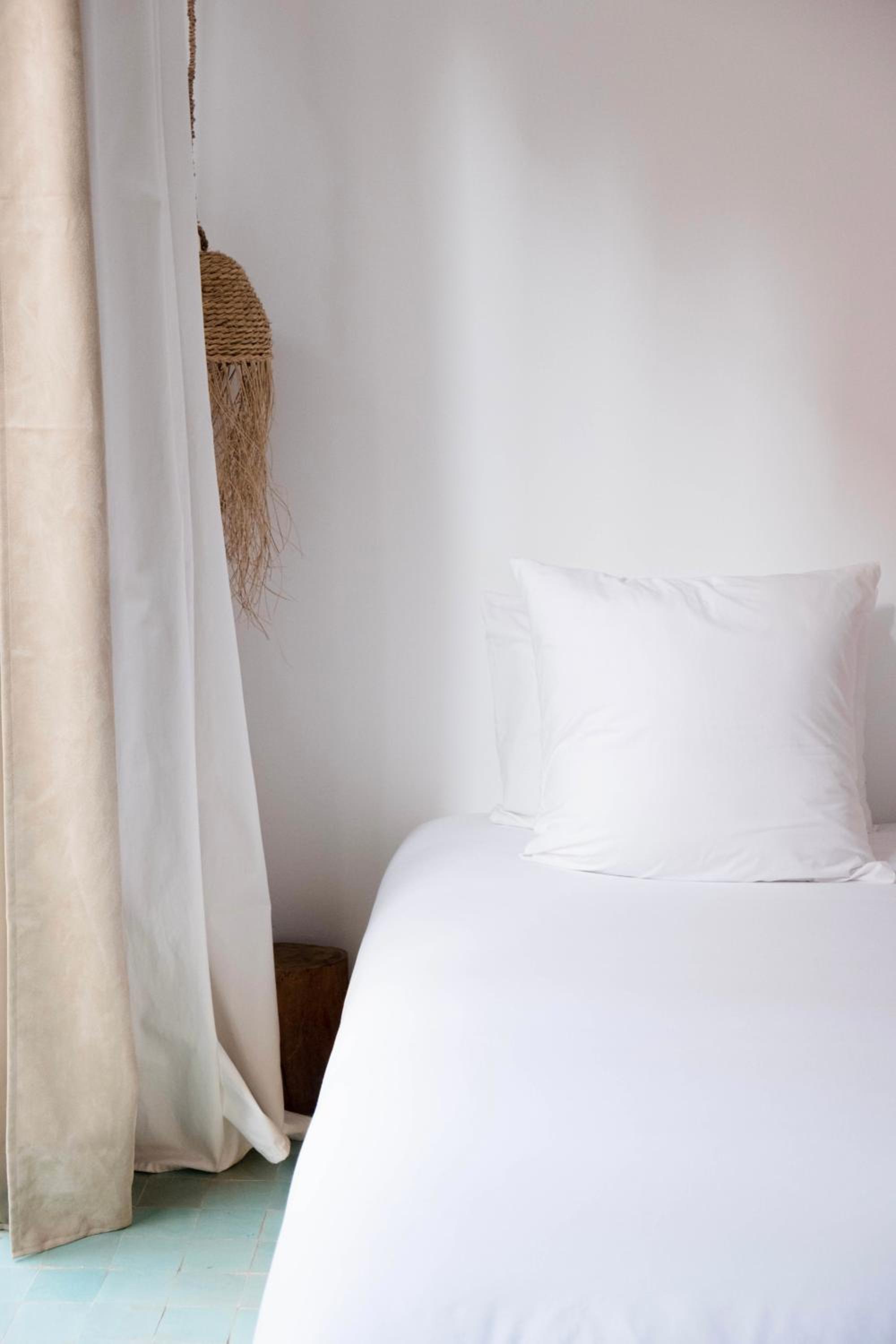 Double or Twin Room with Sea View photo 2