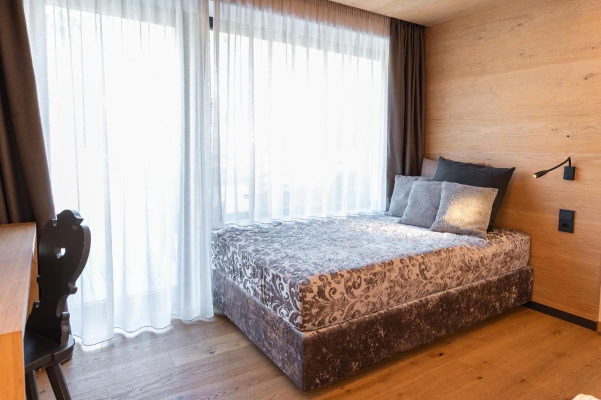 Suite - Photo 9