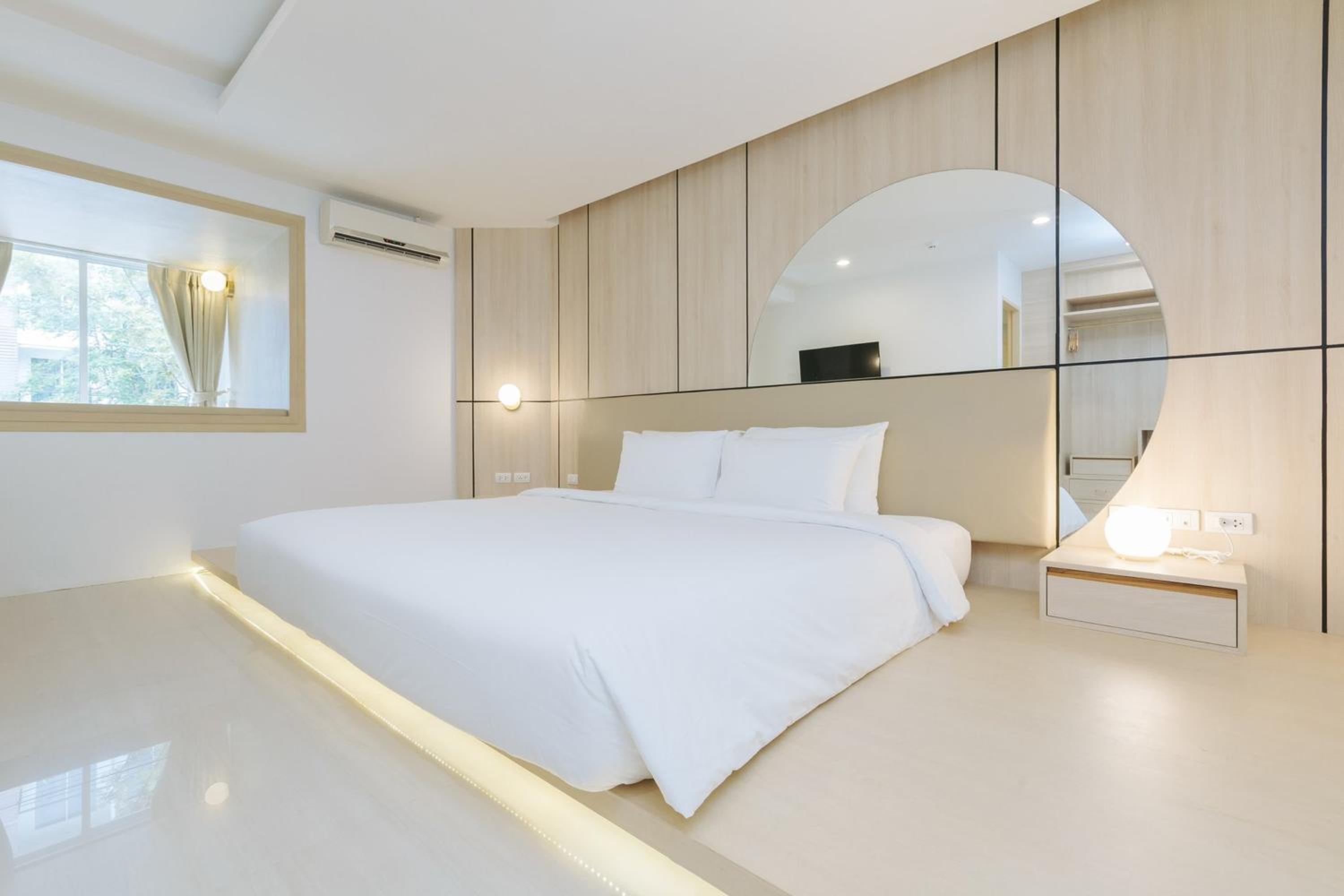 Grand Deluxe Double or Twin Room - Photo 12