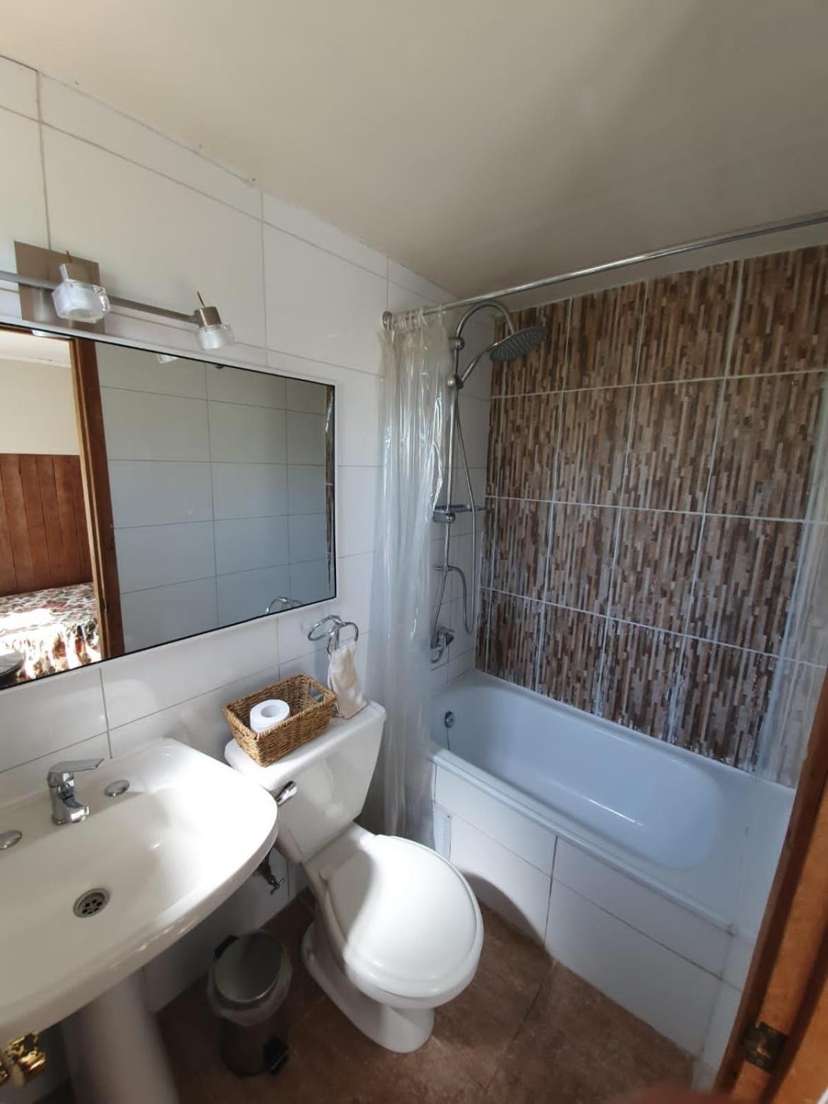 Small Single Room photo 3