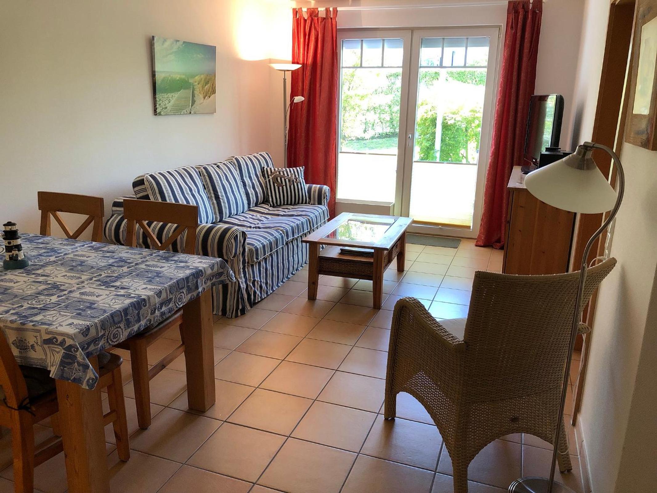Apartment with Terrace photo 3