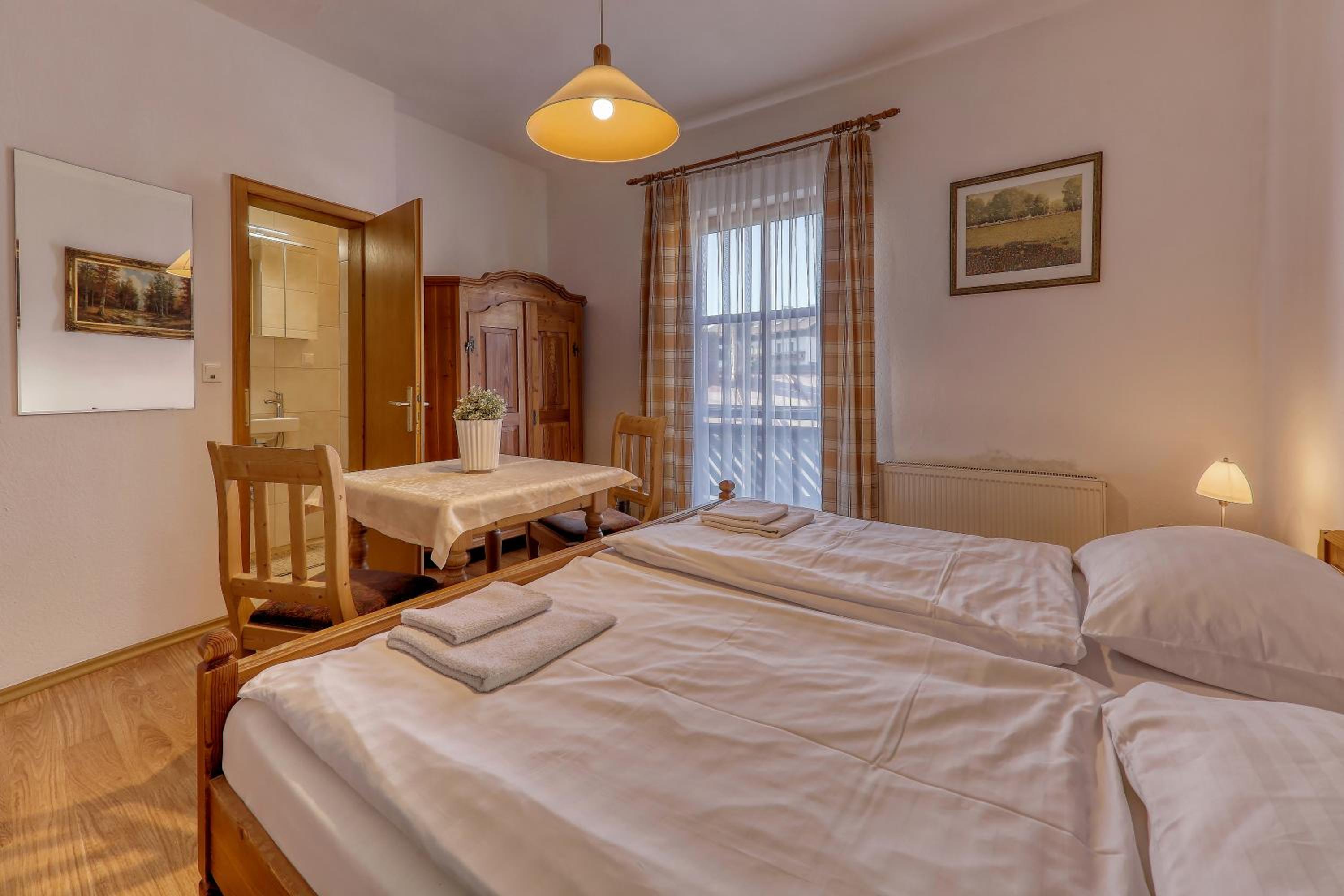 Double or Twin Room with Balcony photo 3