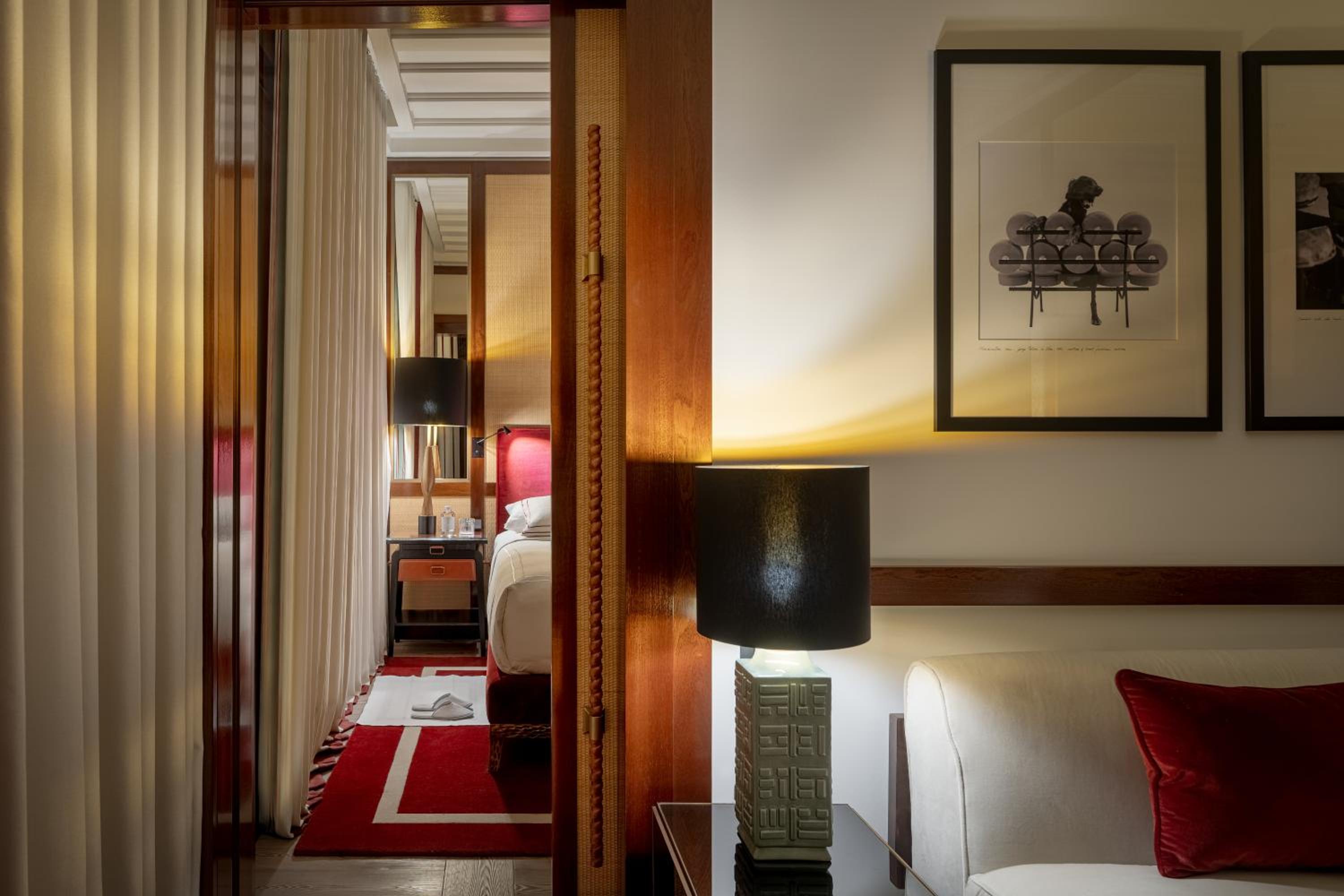 Junior Suite (Non Smoking) thumbnail 6