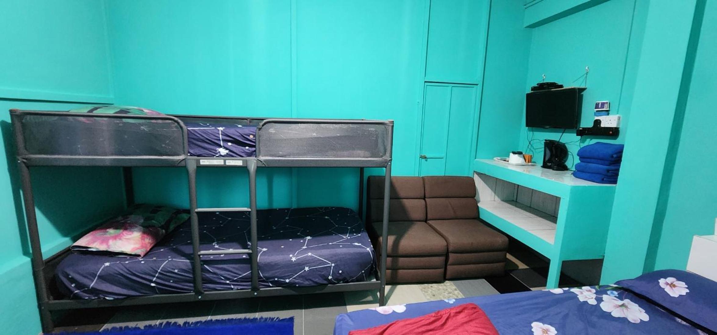 Standard Quadruple Room - Photo 5