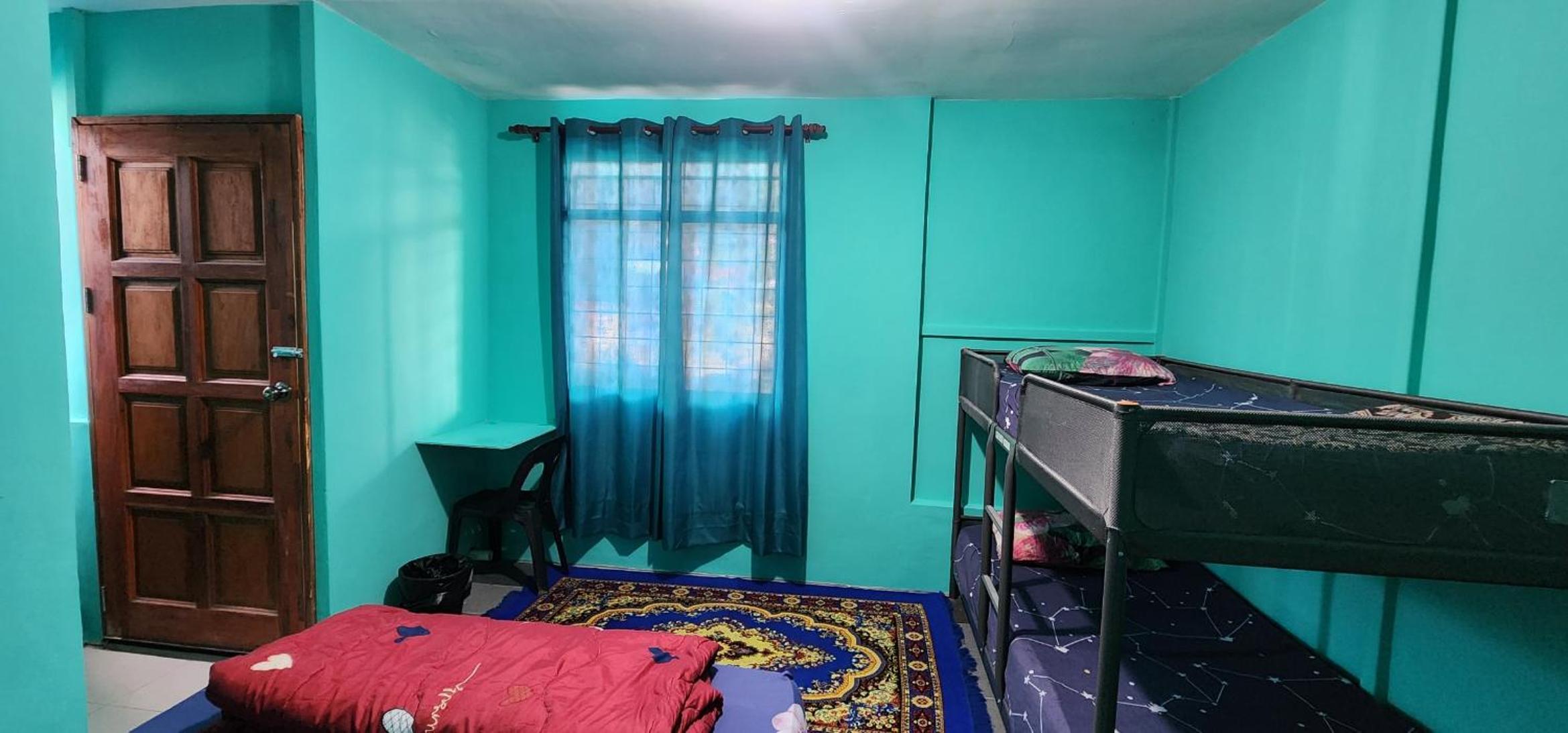 Standard Quadruple Room - Photo 7