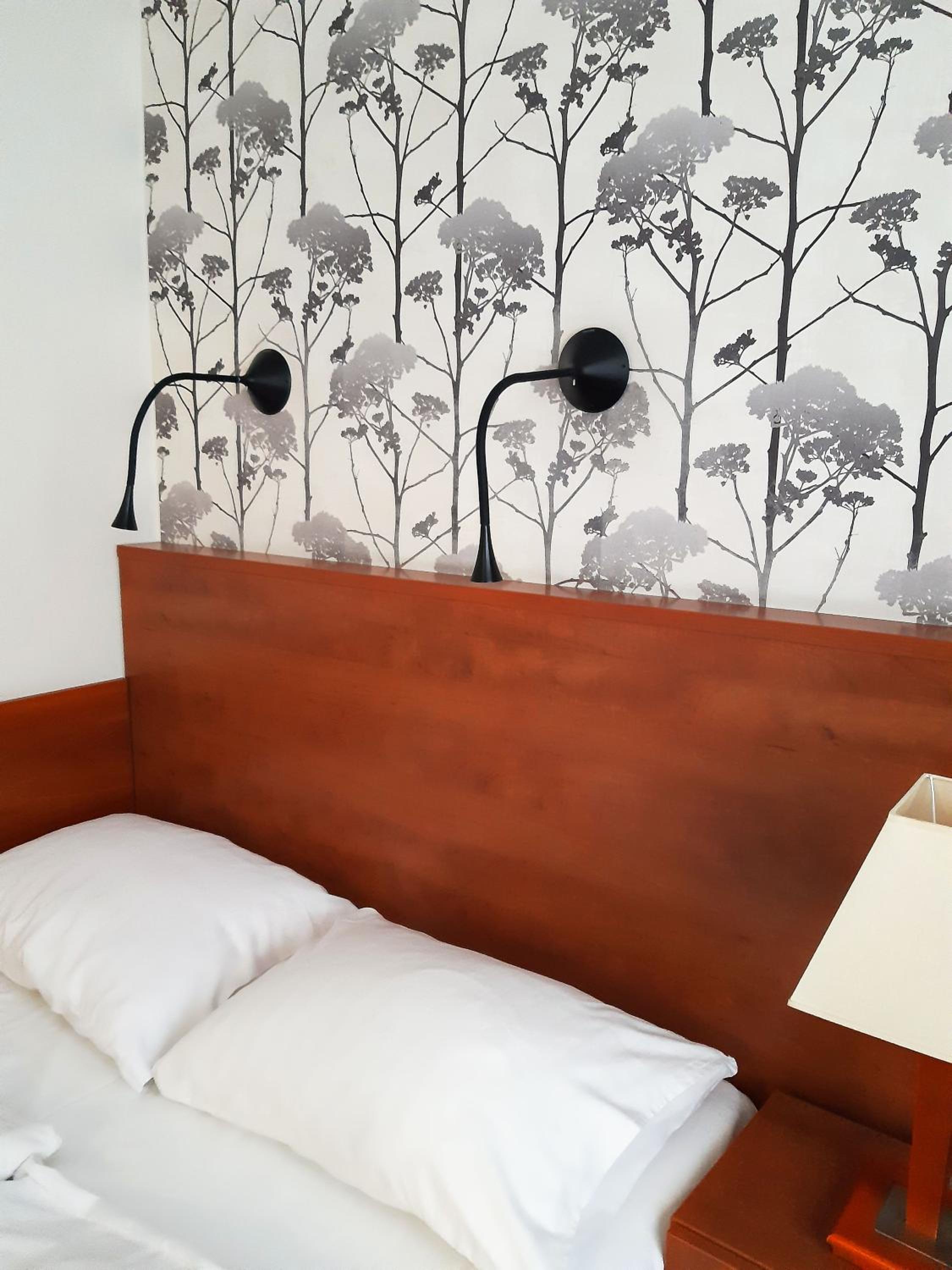 Double or Twin Room - Photo 16