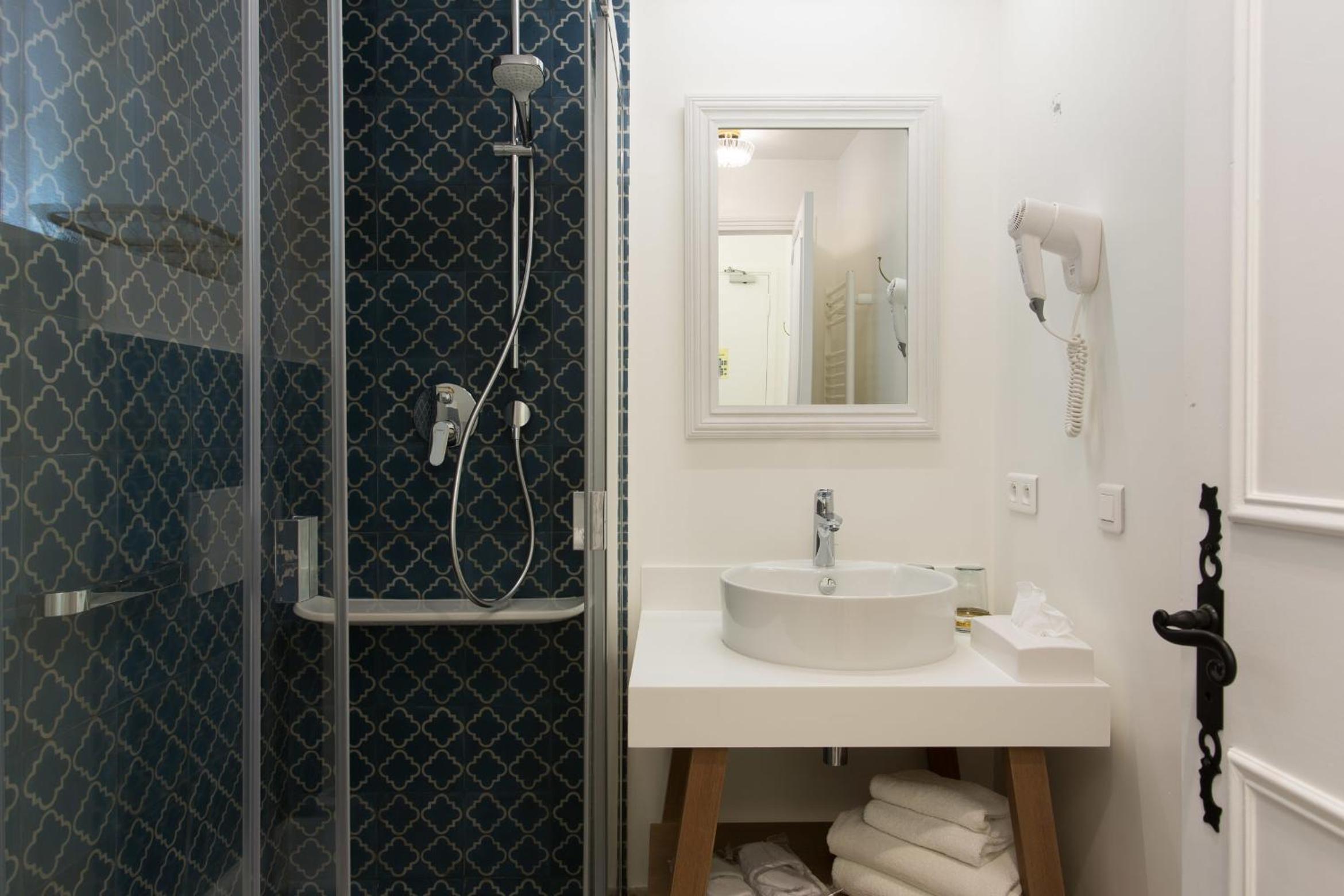 Comfort Double Room - Photo 10