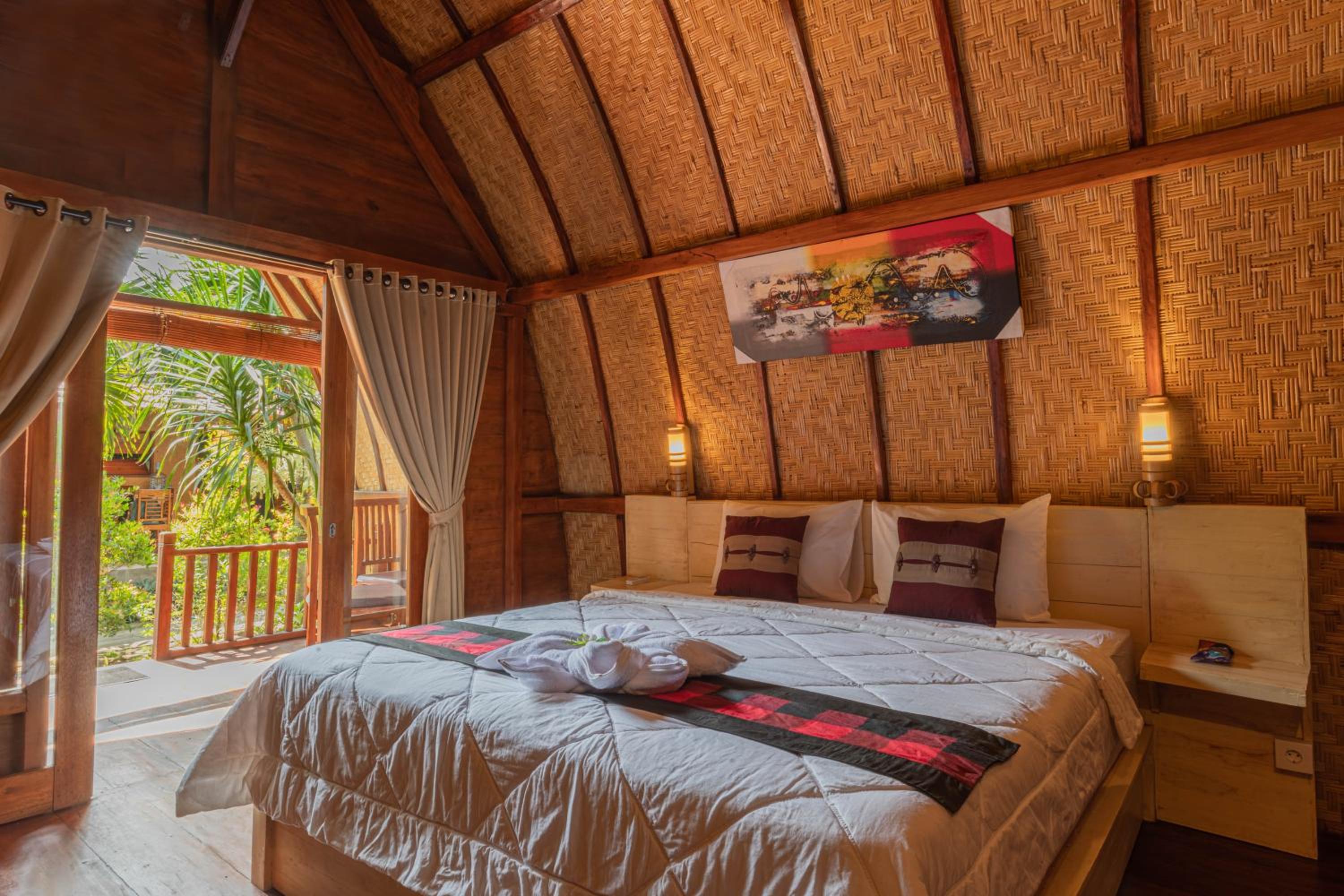 Deluxe Double Room - Photo 13