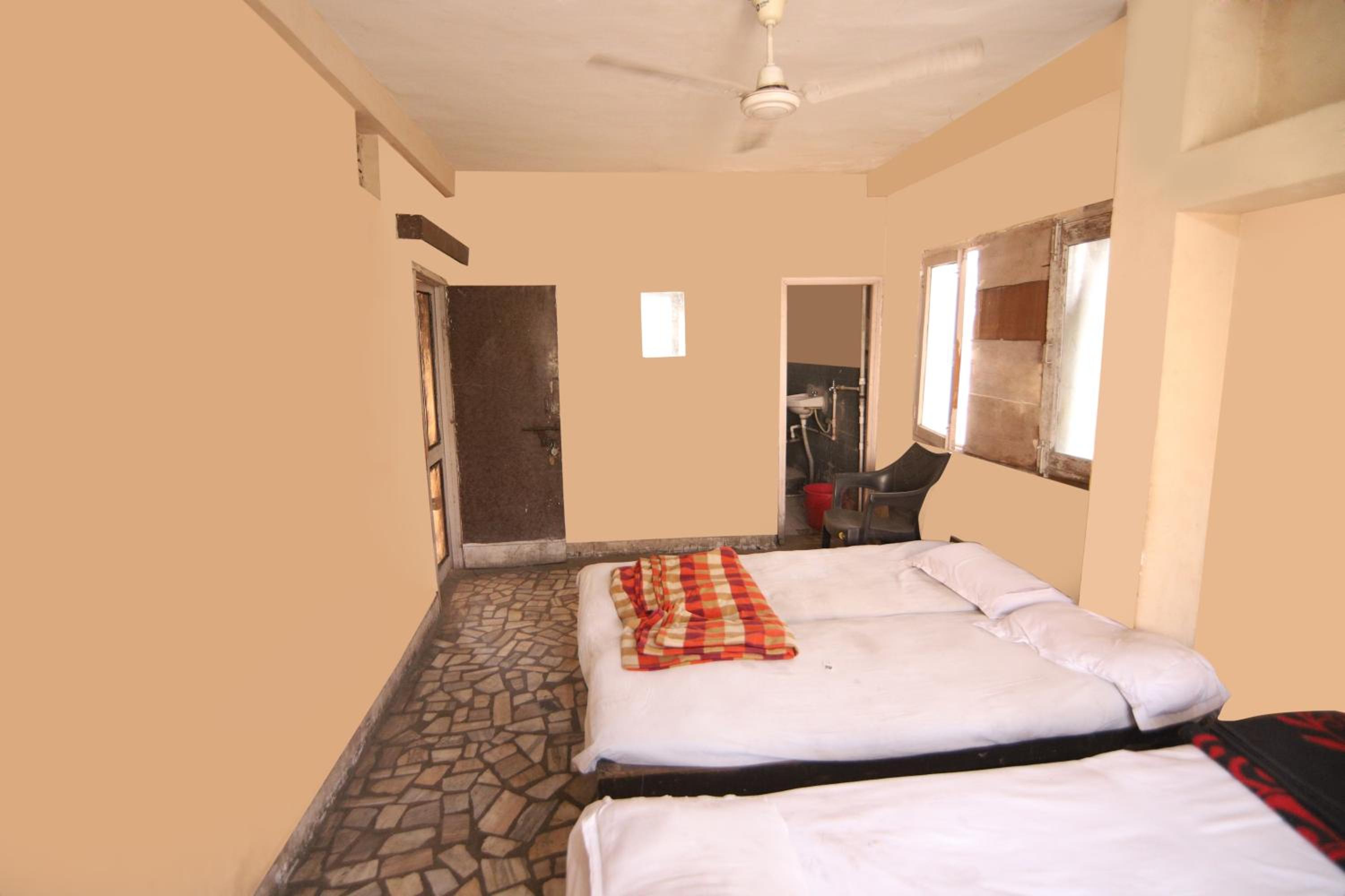 Triple Room - Photo 1