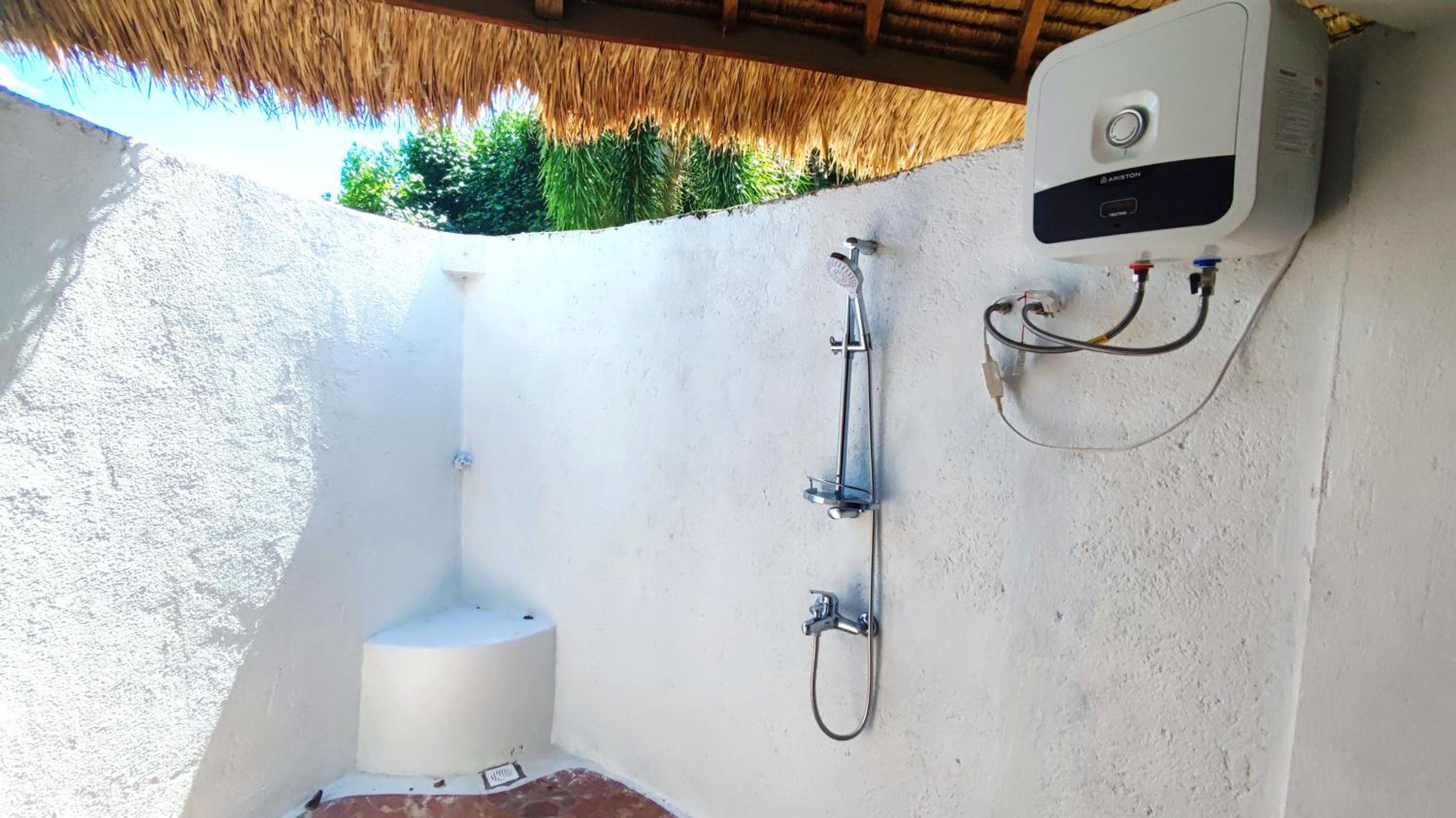Double Room with Sea View - Photo 20