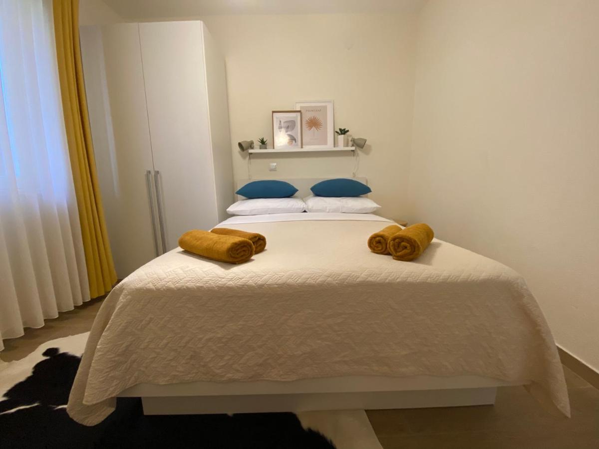Two-Bedroom Apartment - Photo 11